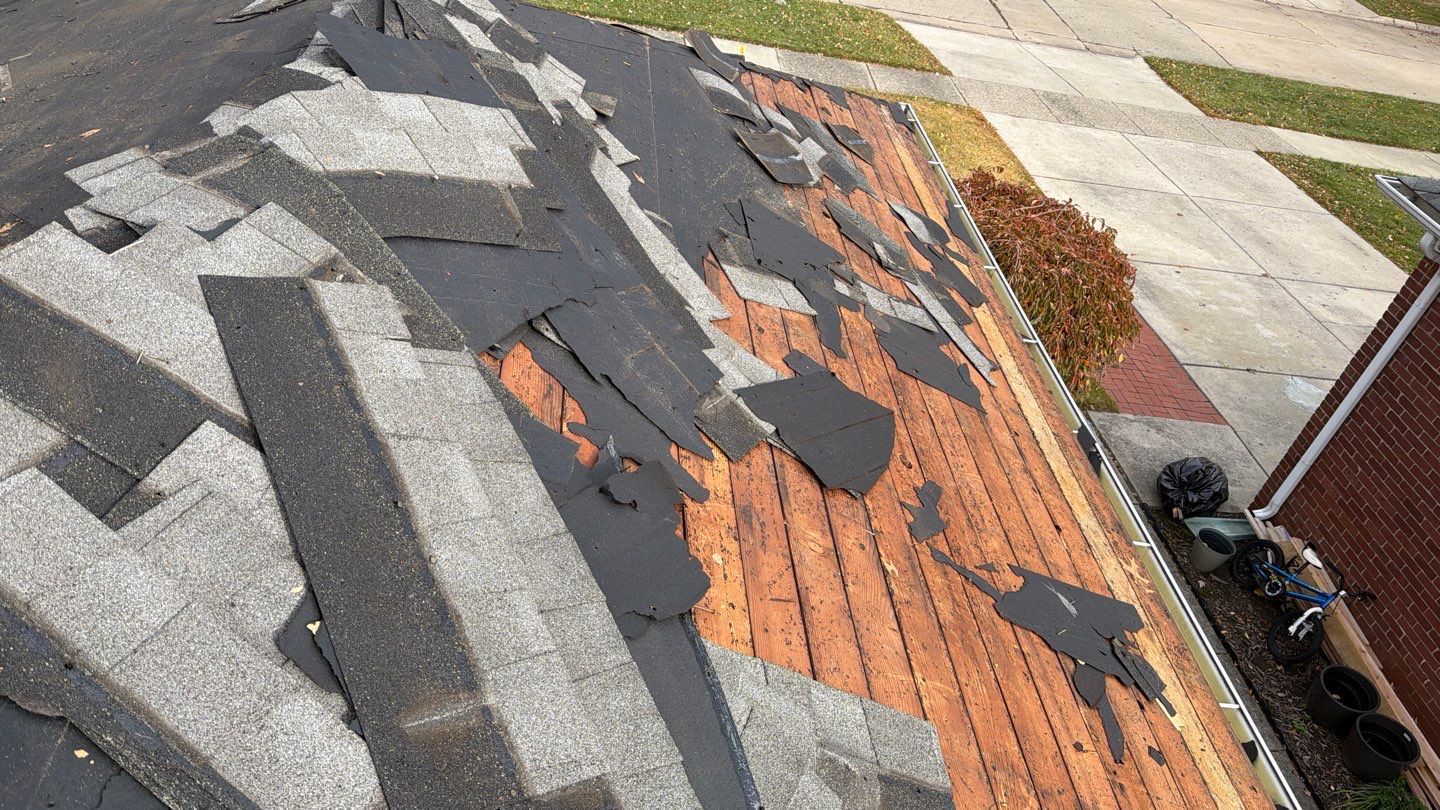 Roof Replacement using Owens Corning Onyx Black by 180 Contractors