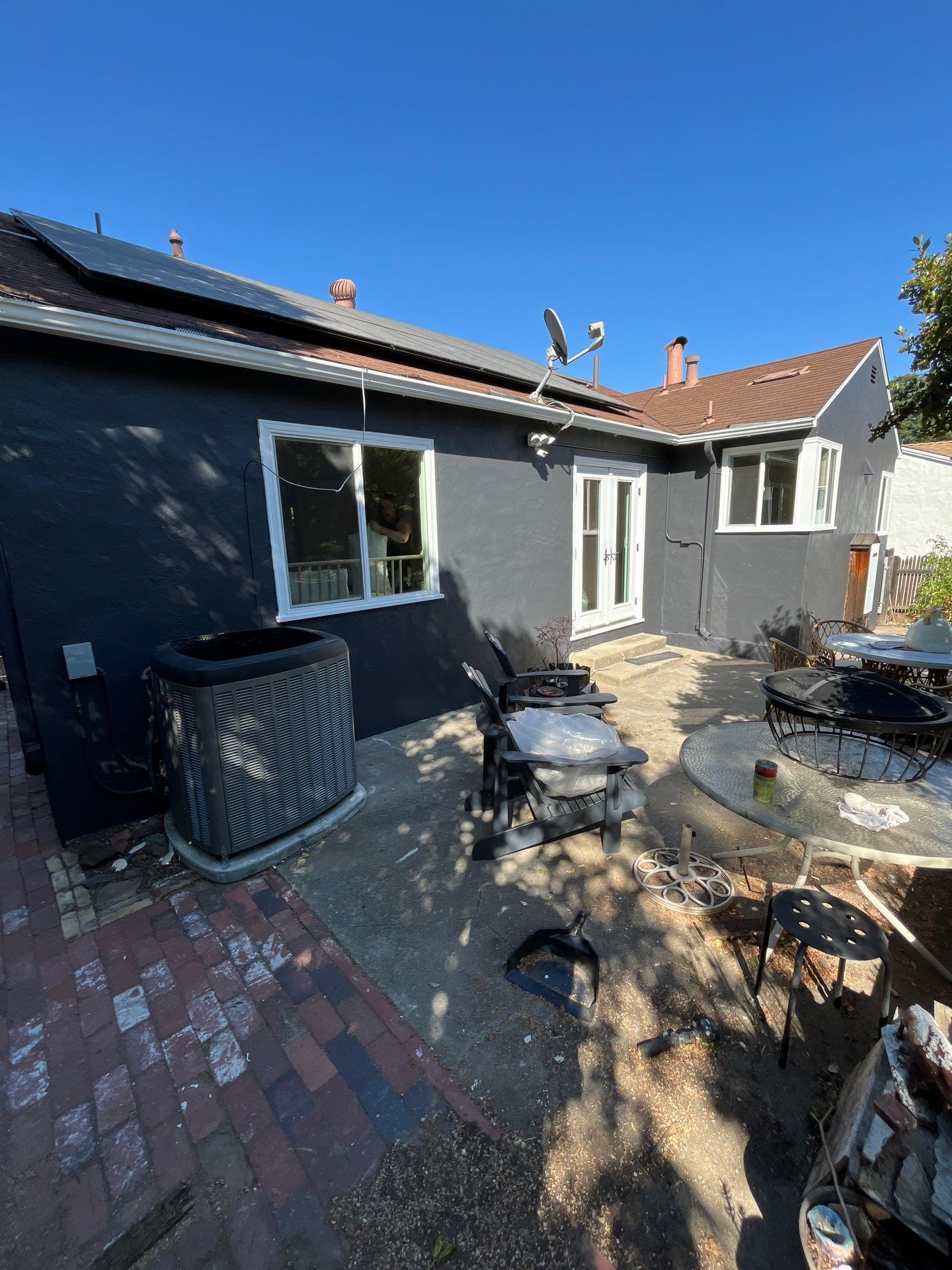 Project in Oakland by Herrera’s Bay Area Painting inc.