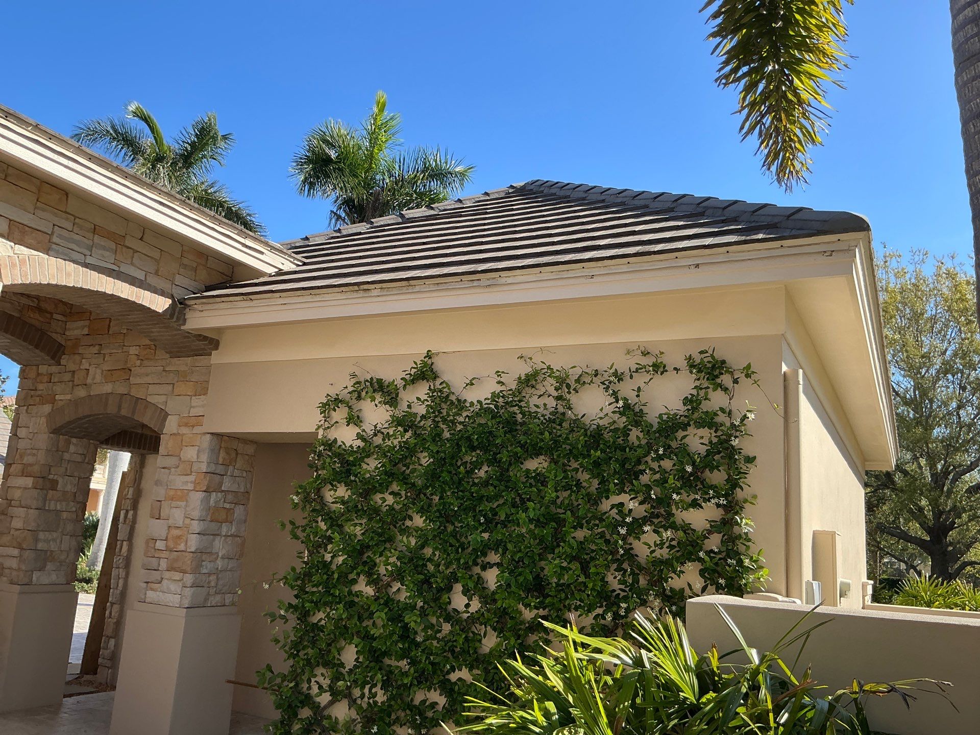 Almond Half-Round Gutters in Lakewood Ranch FL by Gutter Professors