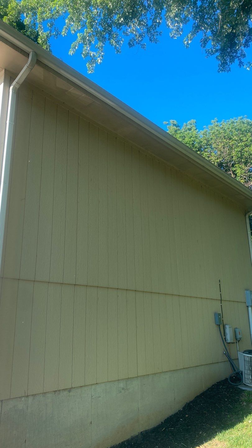 New Curb Appeal is Activated by EEC  Windows, Siding & Roofing 