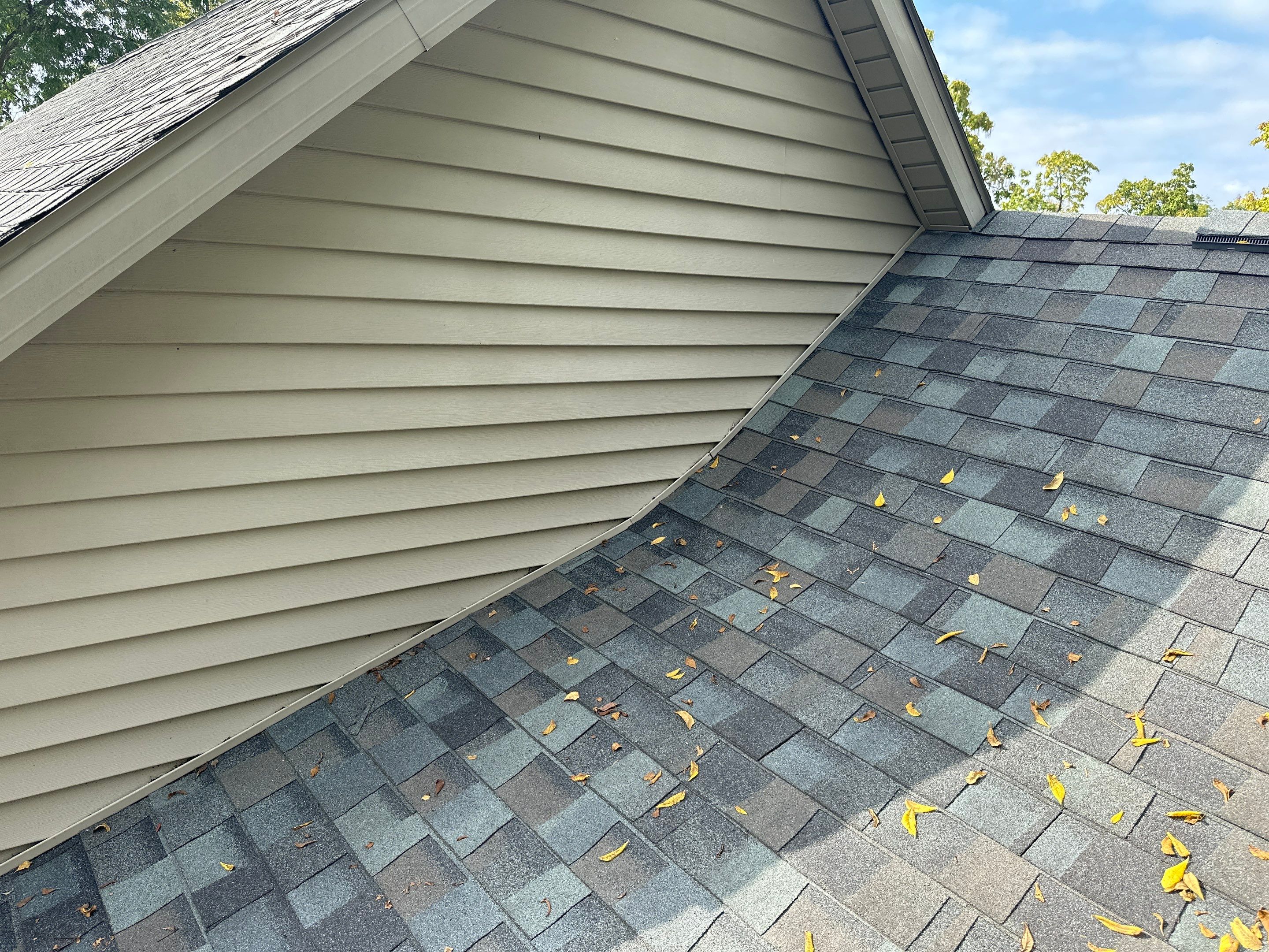 Full Tear-Off Metal Shake Roof Installation – Fort Wayne, IN by 4Ever Metal Roofing