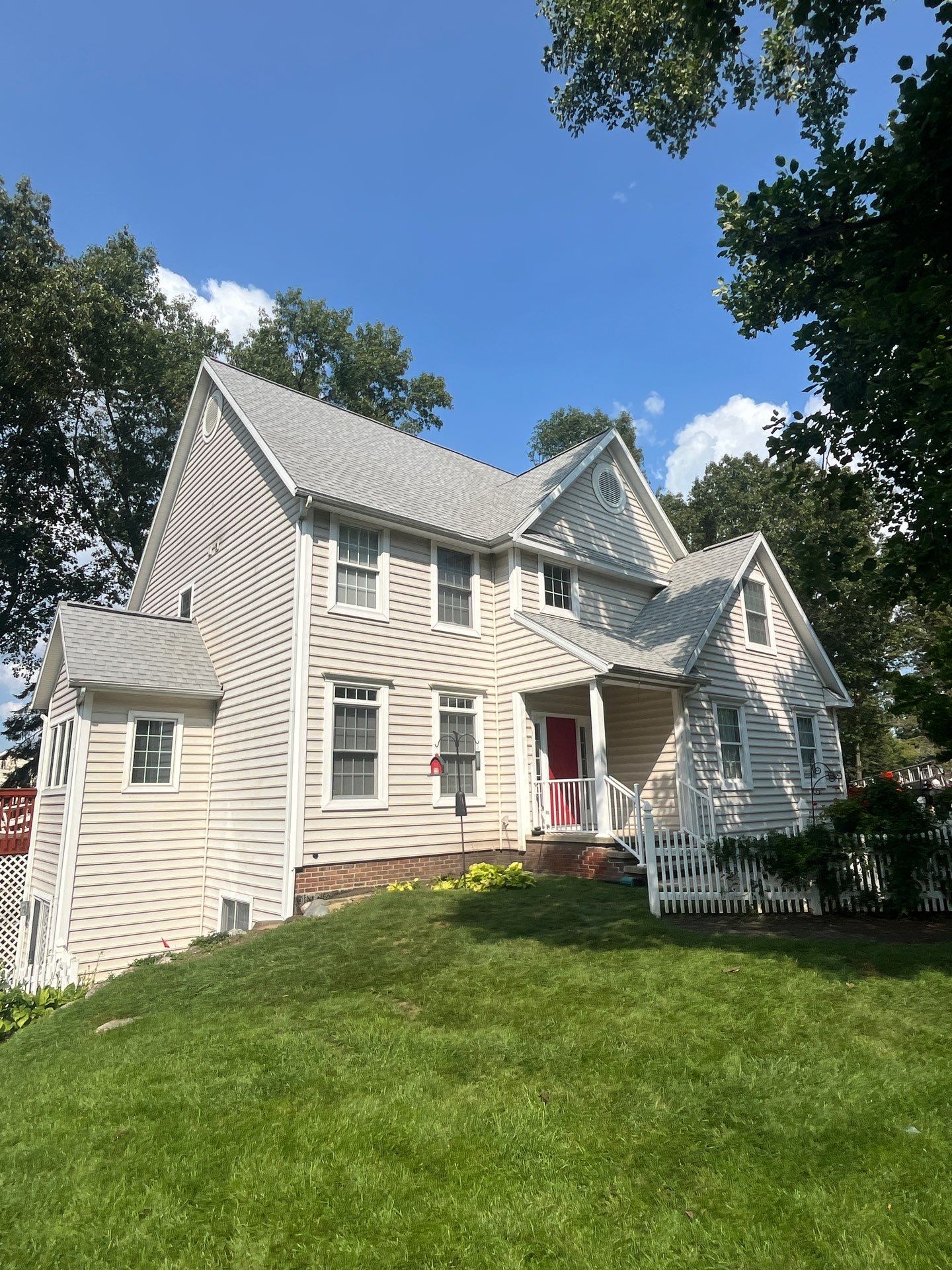 Residential Roofing Installations using Atlas Pinnacle Pristine by Veteran Roofing & Exteriors
