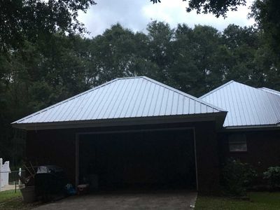 Residential Roofing Installation using Metal roofing