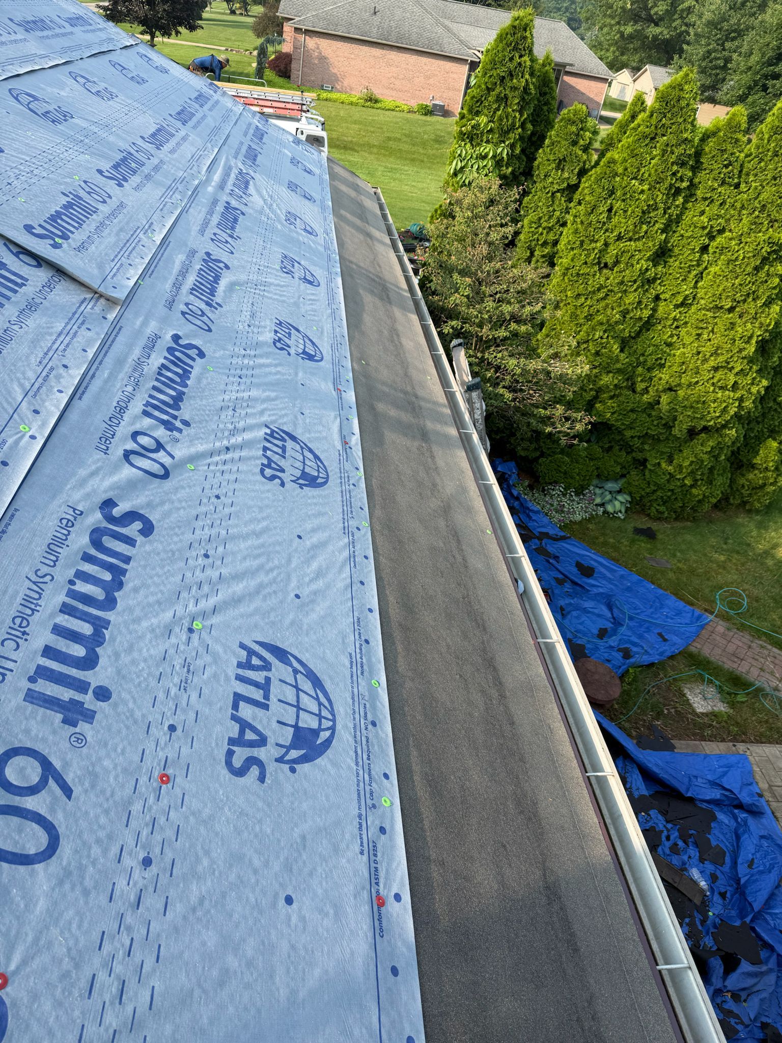 Rob S: Atlas Pinnacle, Color, Burnt Hickory, Drip Edge, Color, Royal Brown by Eagle Eye Roofing