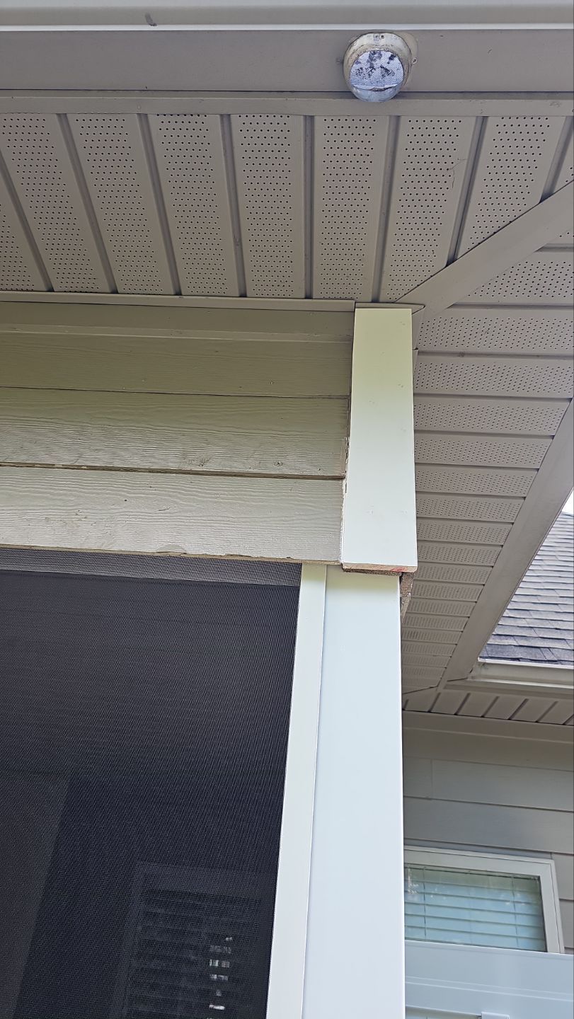 Tiffany Estates - Composite Deck Installation  by Pillar and Pine