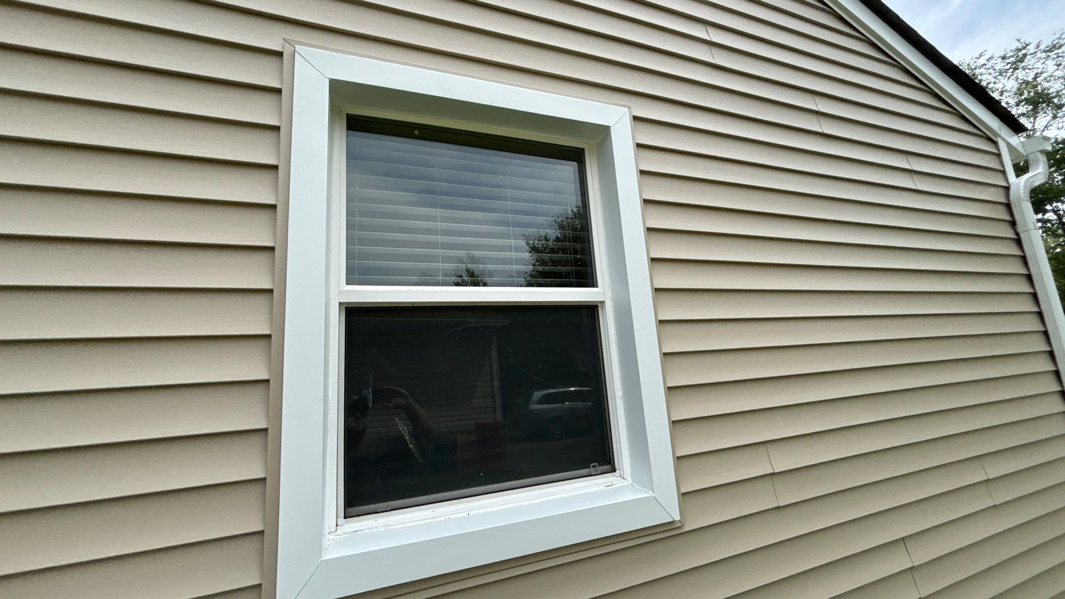 Siding Replacement using Certainteed Classic Restoration D4 by 180 Contractors