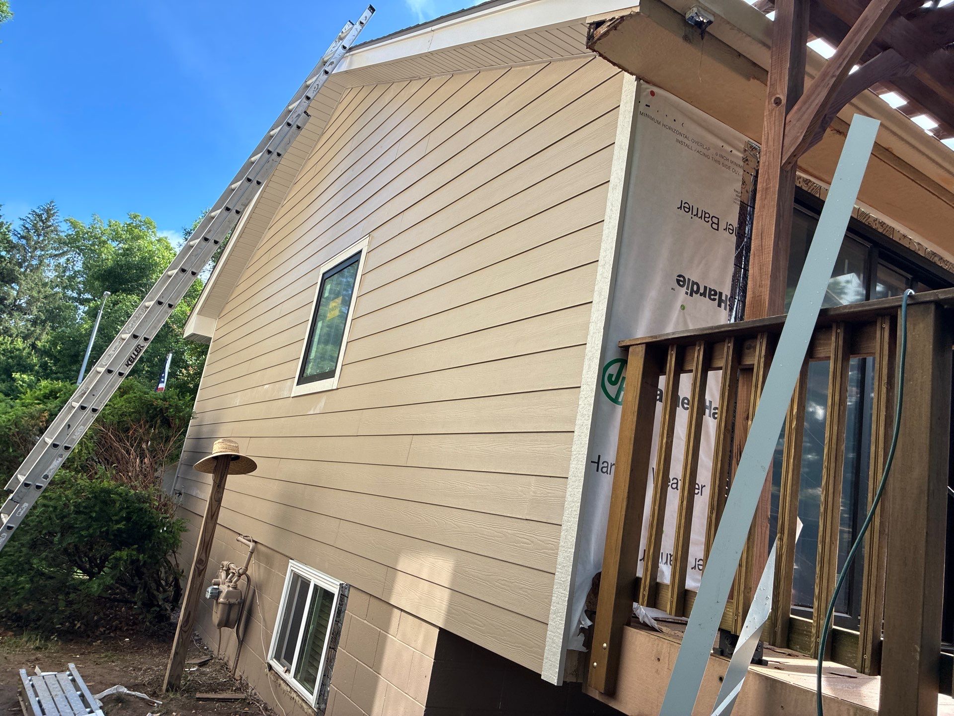 James Hardie Siding and Marvin Window Replacement in Bellevue by Carps Complete Exteriors 
