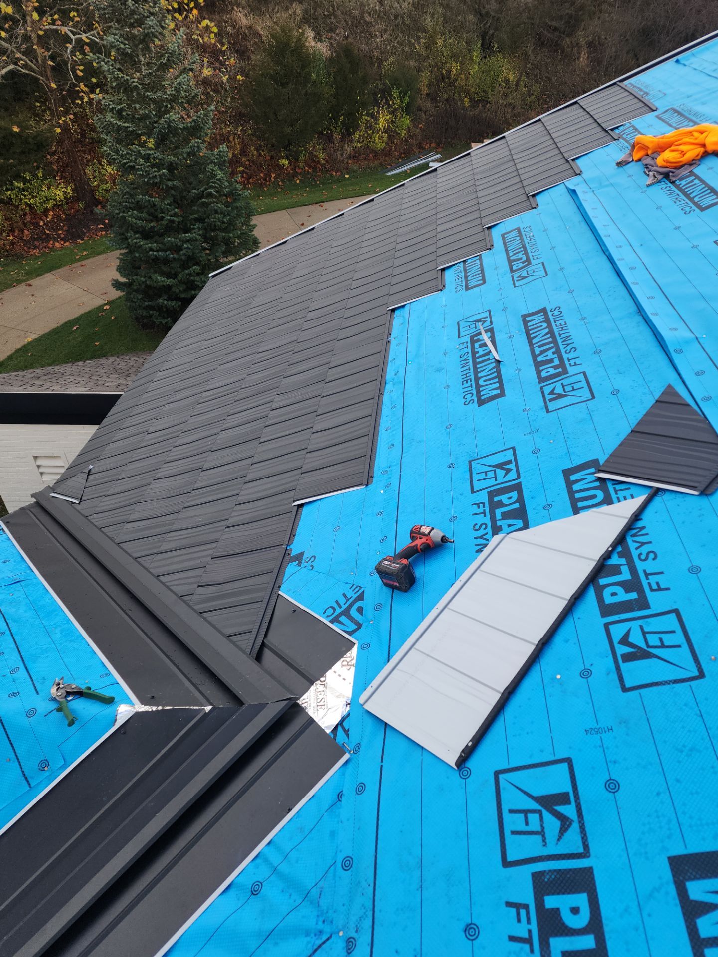 Black Frost Metal Shake Roof & Modern Exterior Renovation – Fort Wayne, IN by 4Ever Metal Roofing