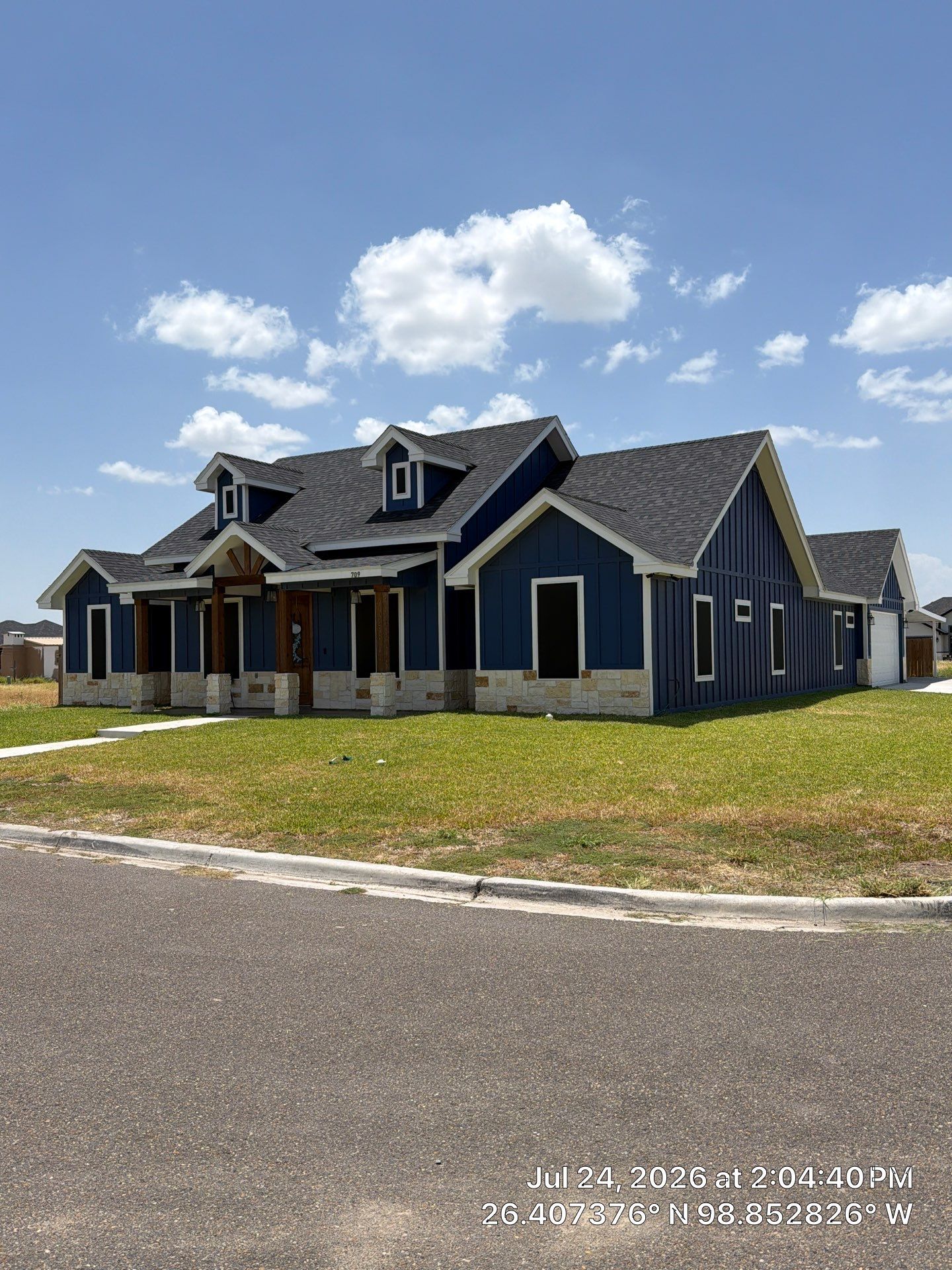 TruDef Onyx Black in Rio Grande City, Tx by PMG Home LLC