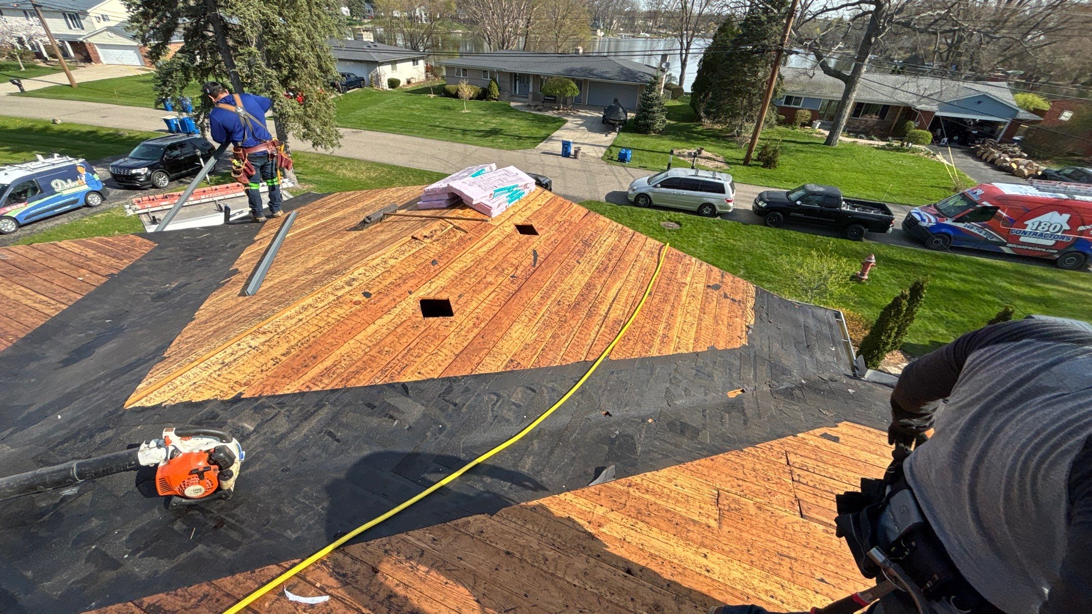 Roof Replacement using Owens Corning Onyx Black by 180 Contractors