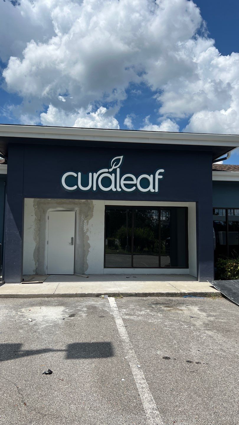 Curaleaf Receive and Install for Sign Partner by SignCrafters