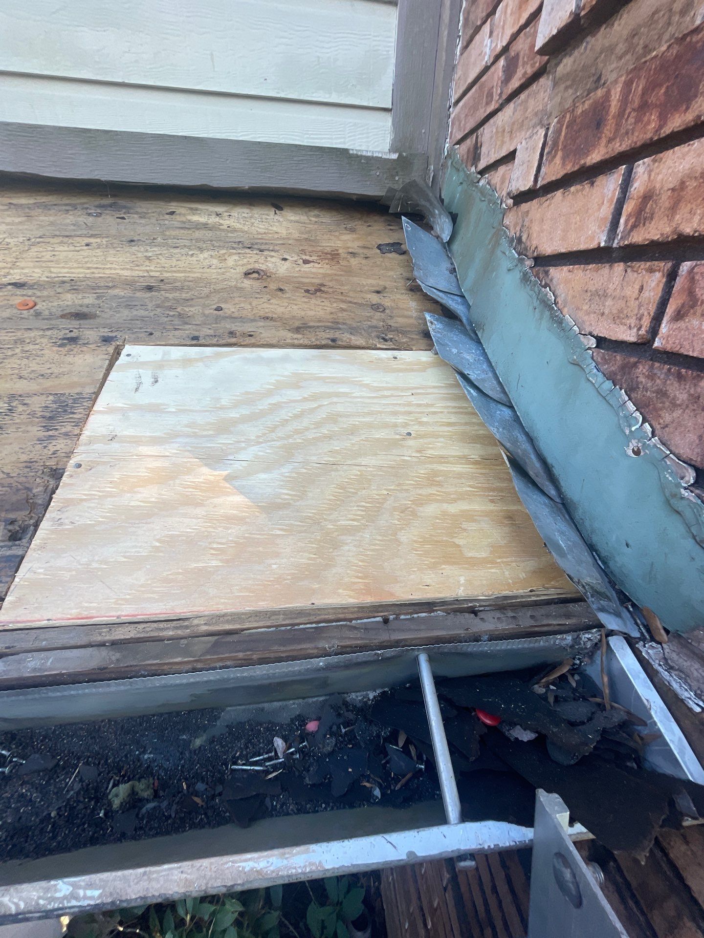 Roof Replacement Friendswood by Roof Repair Company