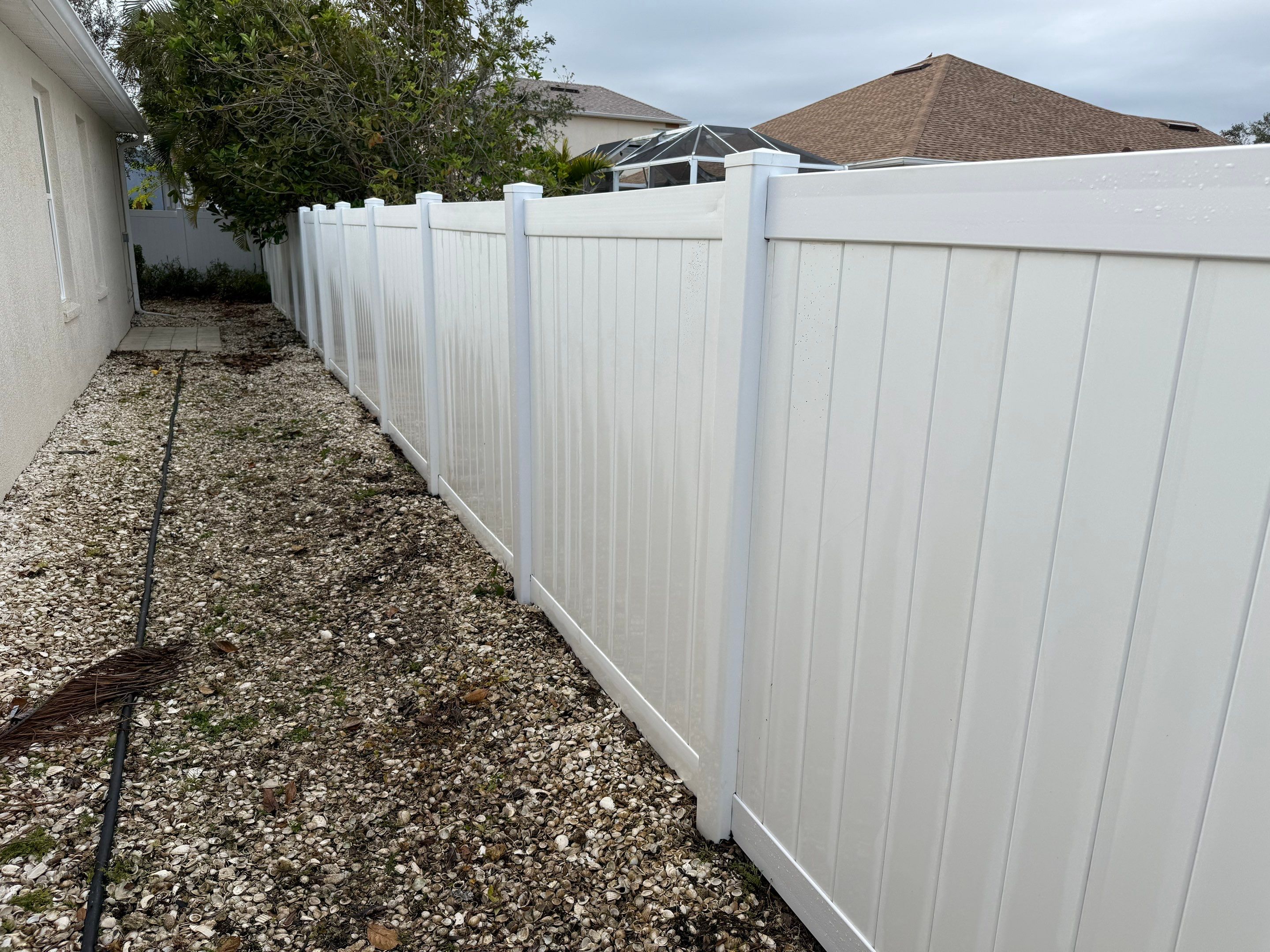 Patio, Vinyl Fence, & Partial House Wash in Creekside, Parrish, FL | Sunshine AquaWash by Sunshine AquaWash