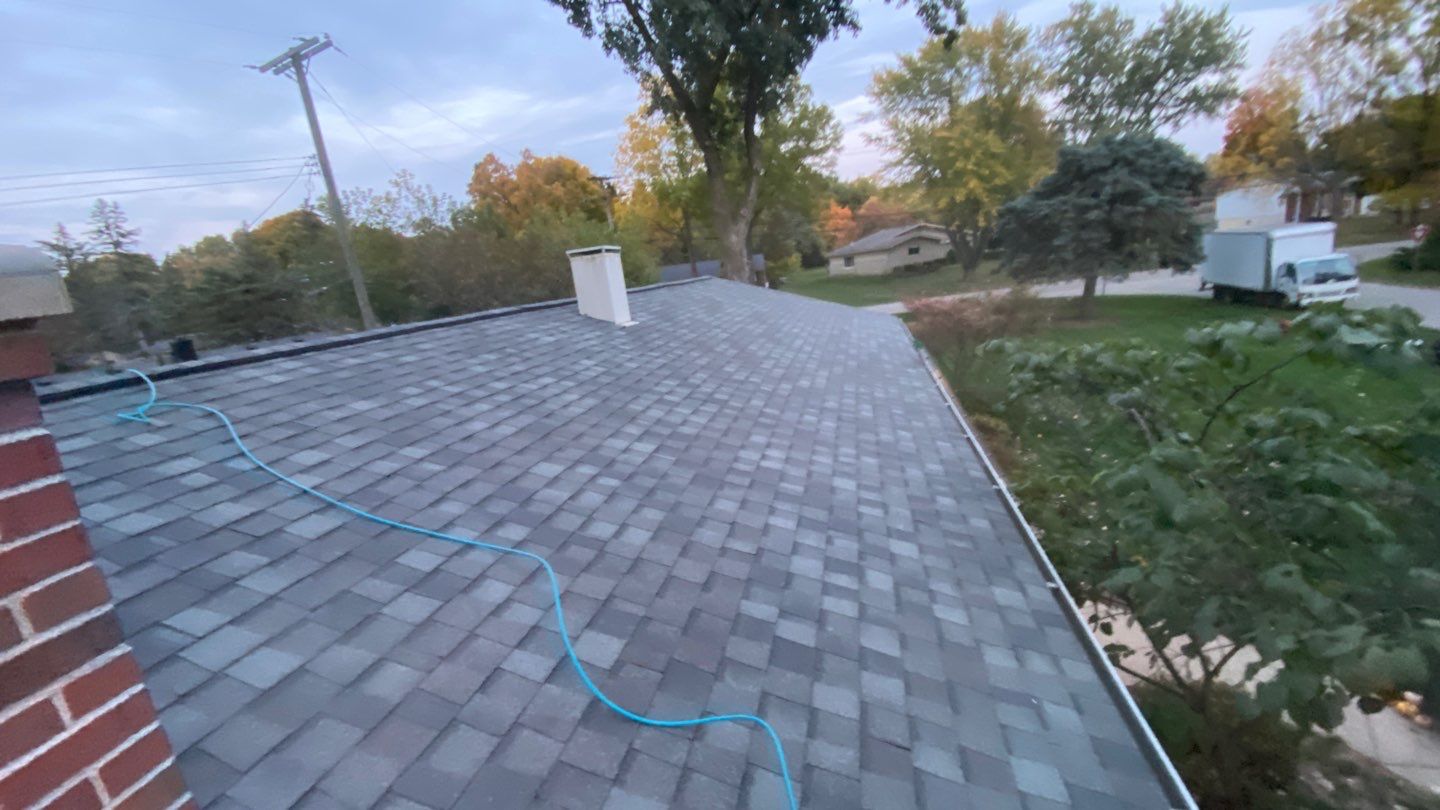 Roof Replacement using CertainTeed Landmark by 180 Contractors