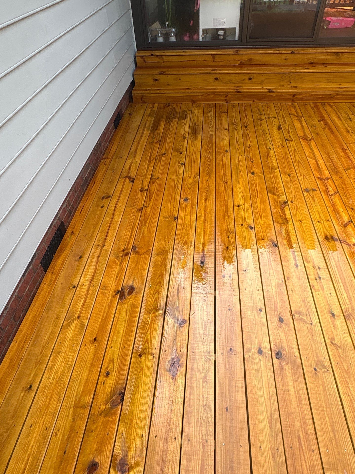 Deck using Wood Sealant by DuraSeal