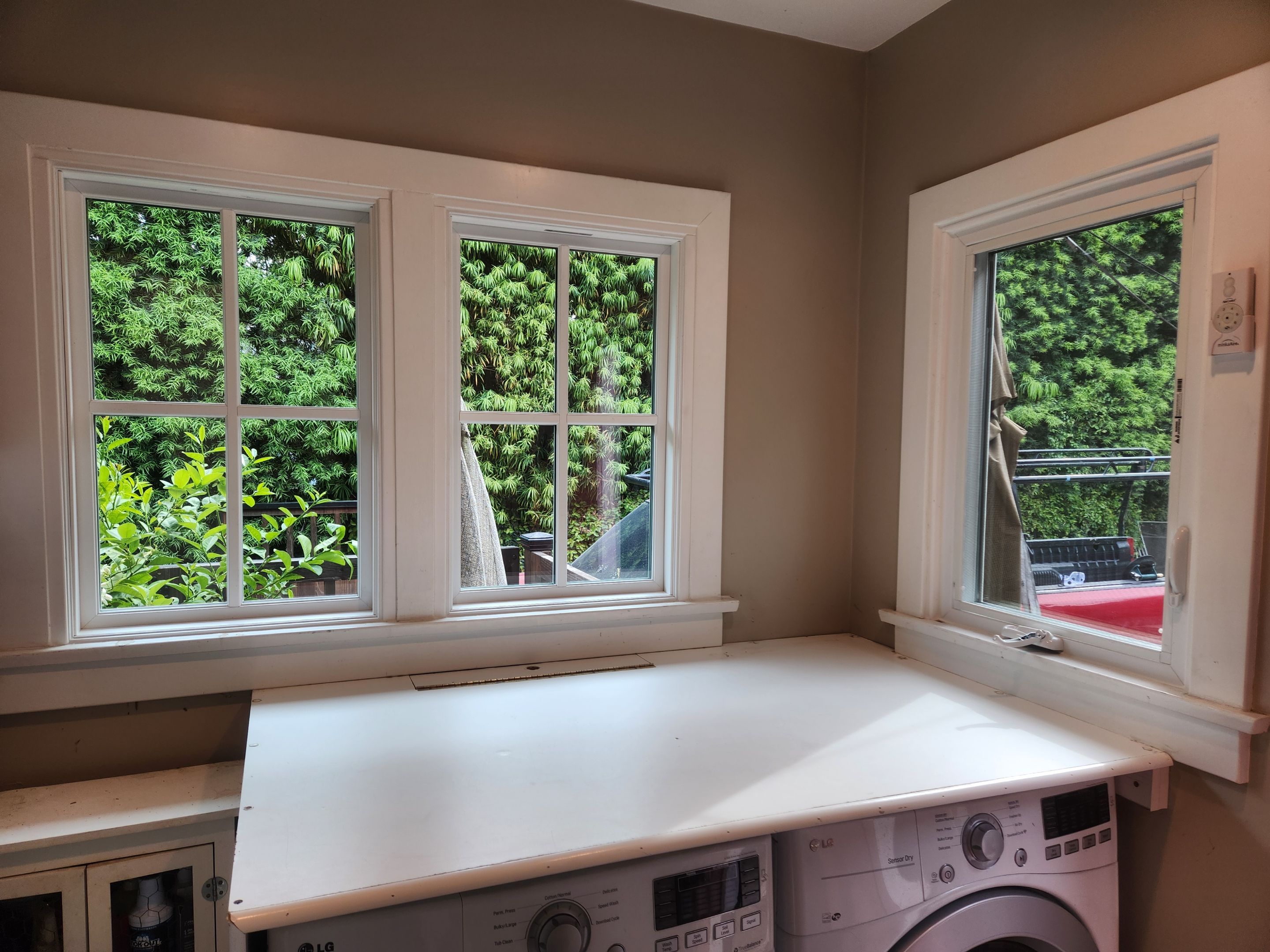 Window Installation using Milgard Ultra series, Fiberglass windows with SDL grids by American Window Company