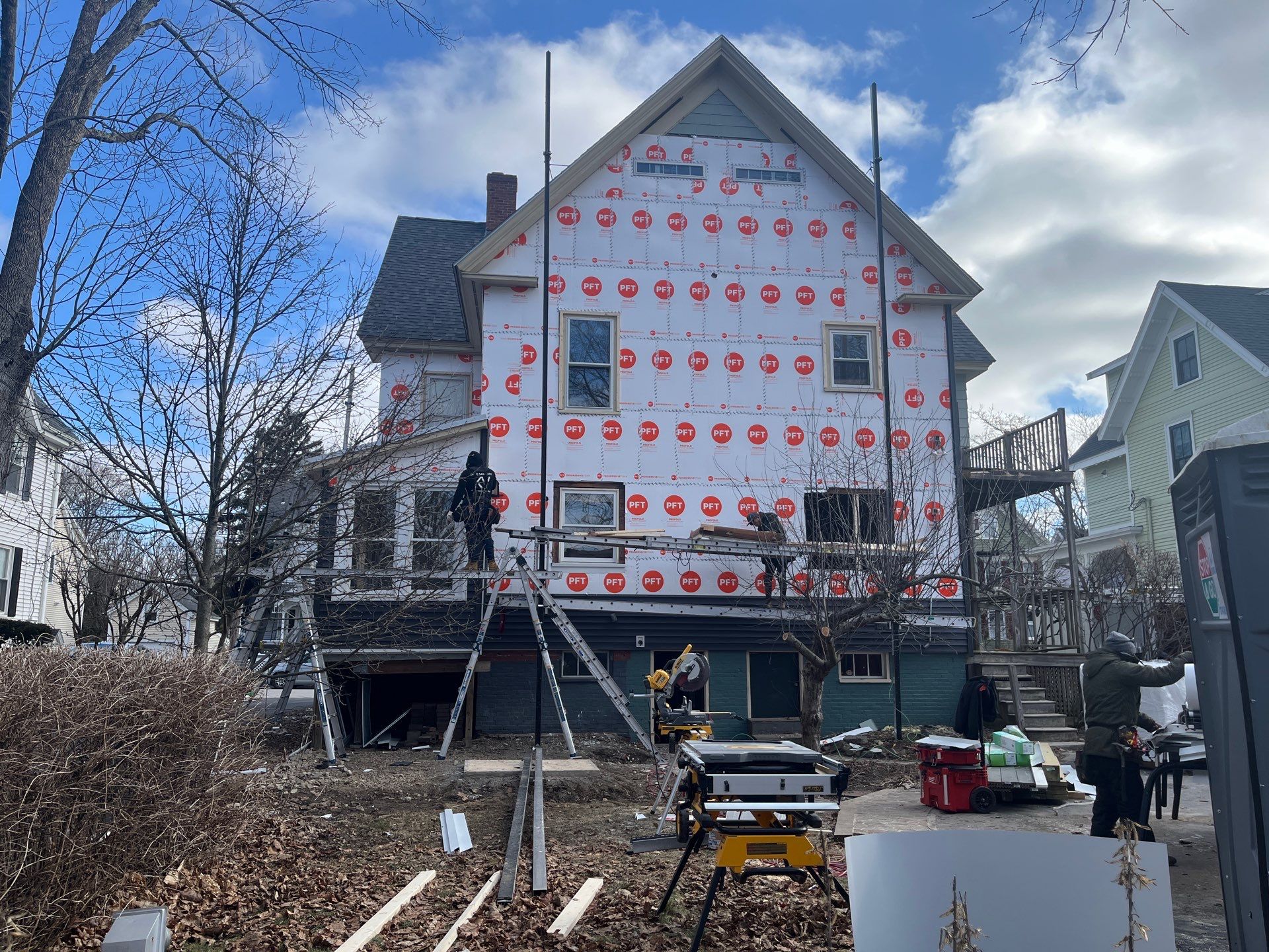 Portsmouth, New Hampshire - Siding Installation by Tall pine roofing