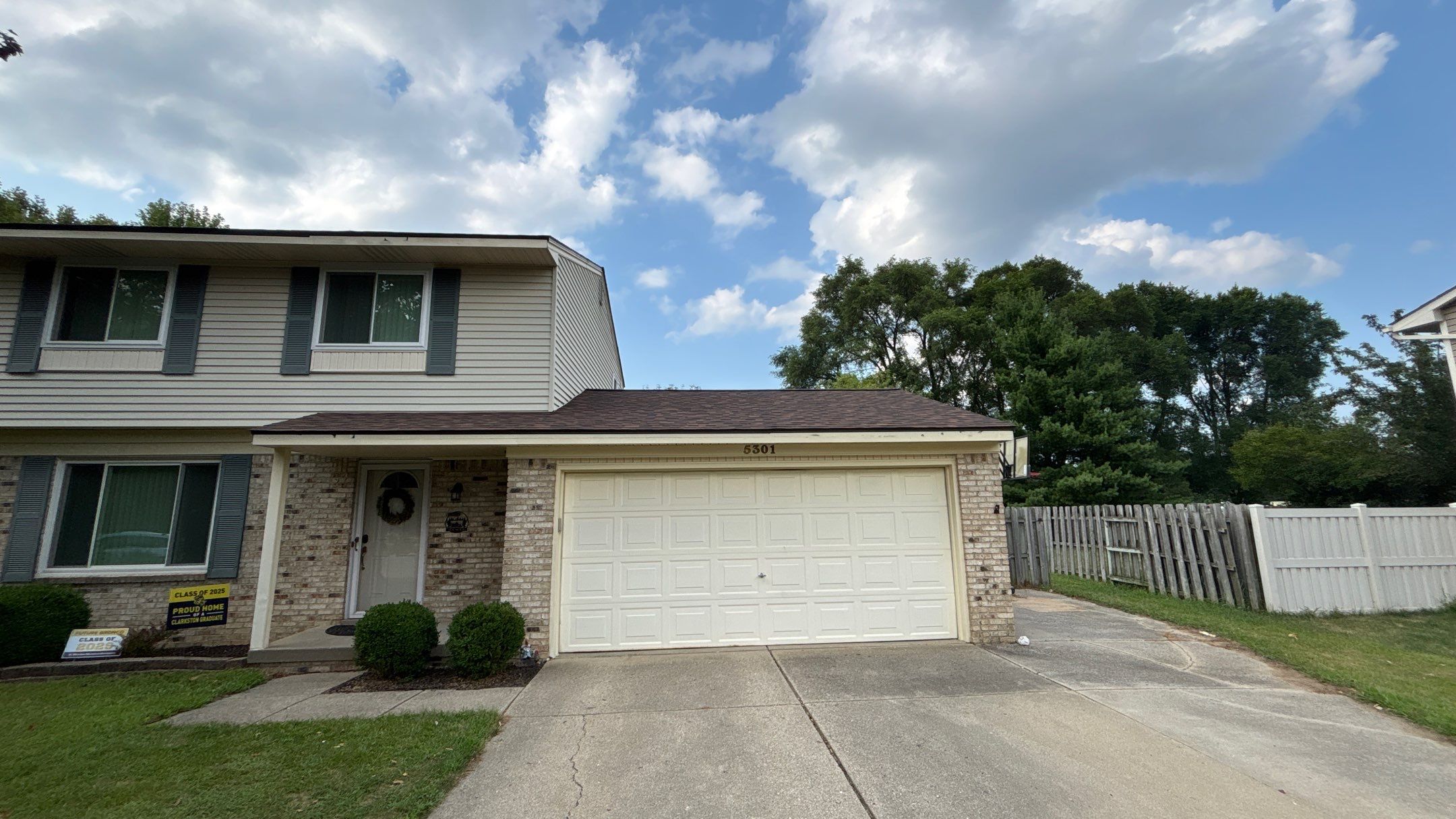 Roof Replacement using Owens Corning Brownwood by 180 Contractors
