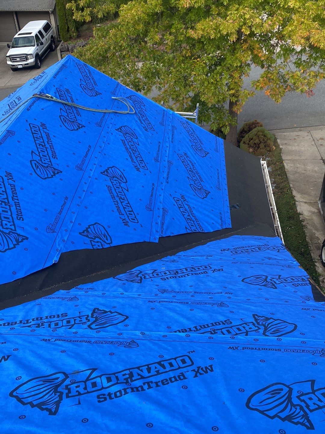 Residential Re-Roof using Malarky Vista Shingles by Top Notch Roofing Inc