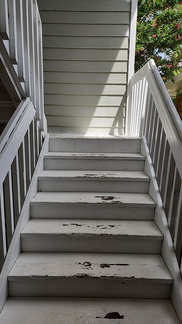Apartment wash using cleaner by Power Wash Masters LLC