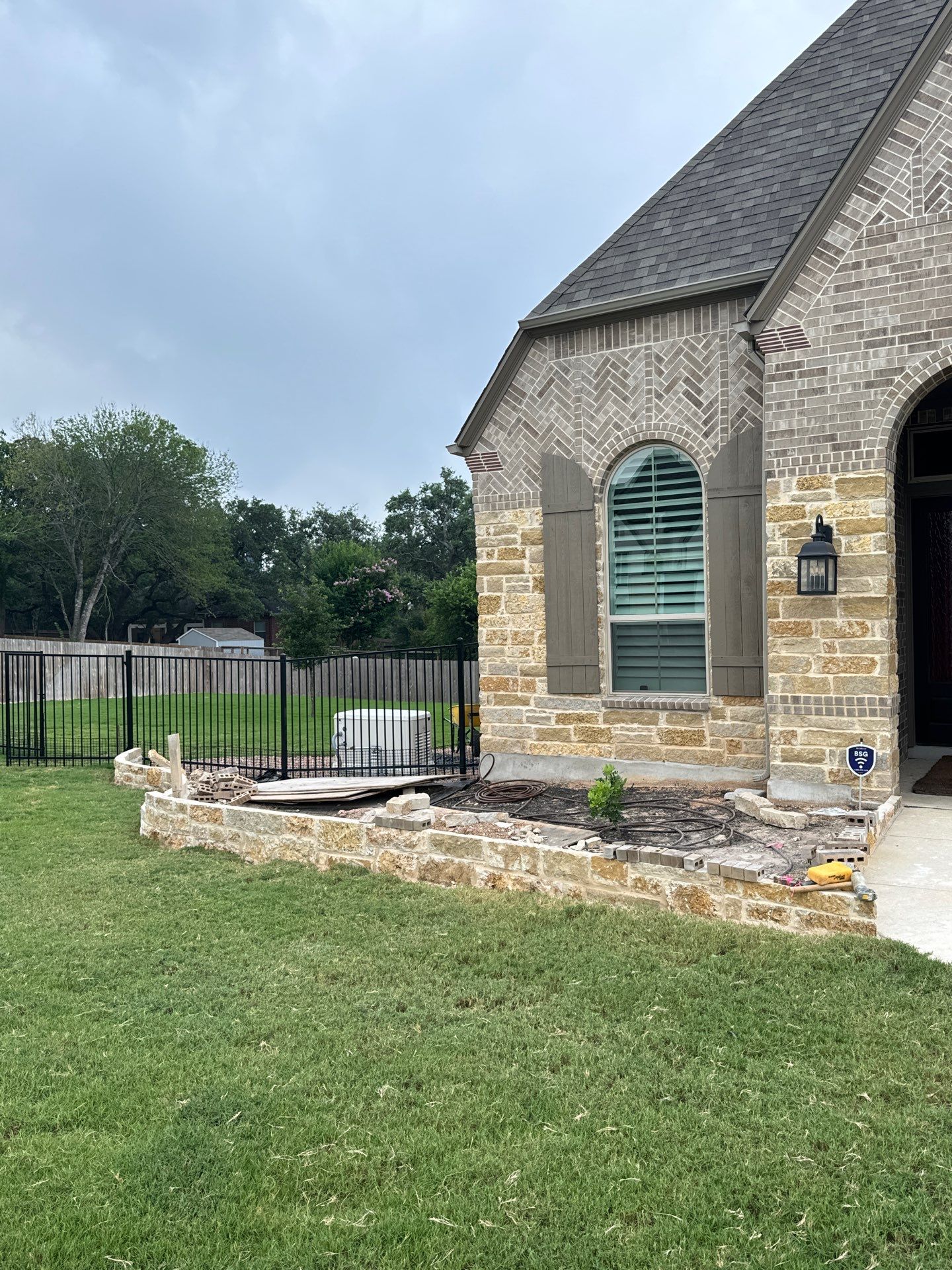 Timberwood Estates - San Antonio, TX by Hole In One Lawns, LLC
