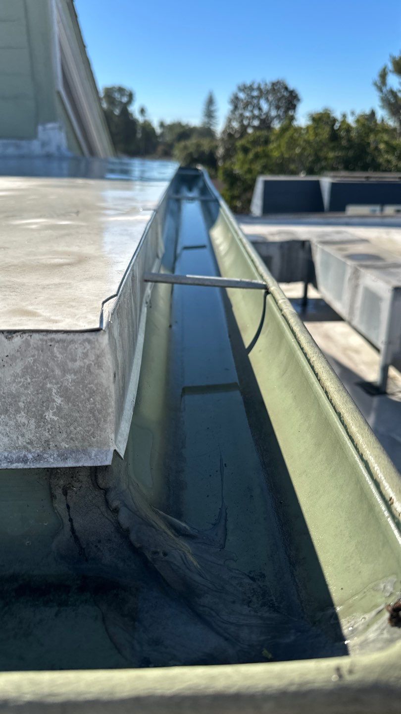 Orange County Commercial Gutter Cleaning by Property Cleaning Experts
