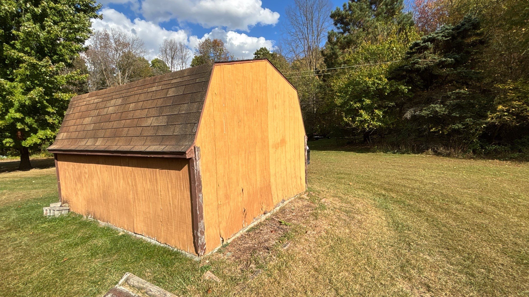 Roof Replacement using Owens Corning Sand Castle and Siding Replacement using Odyssey Plus D4" Wood Grain by 180 Contractors