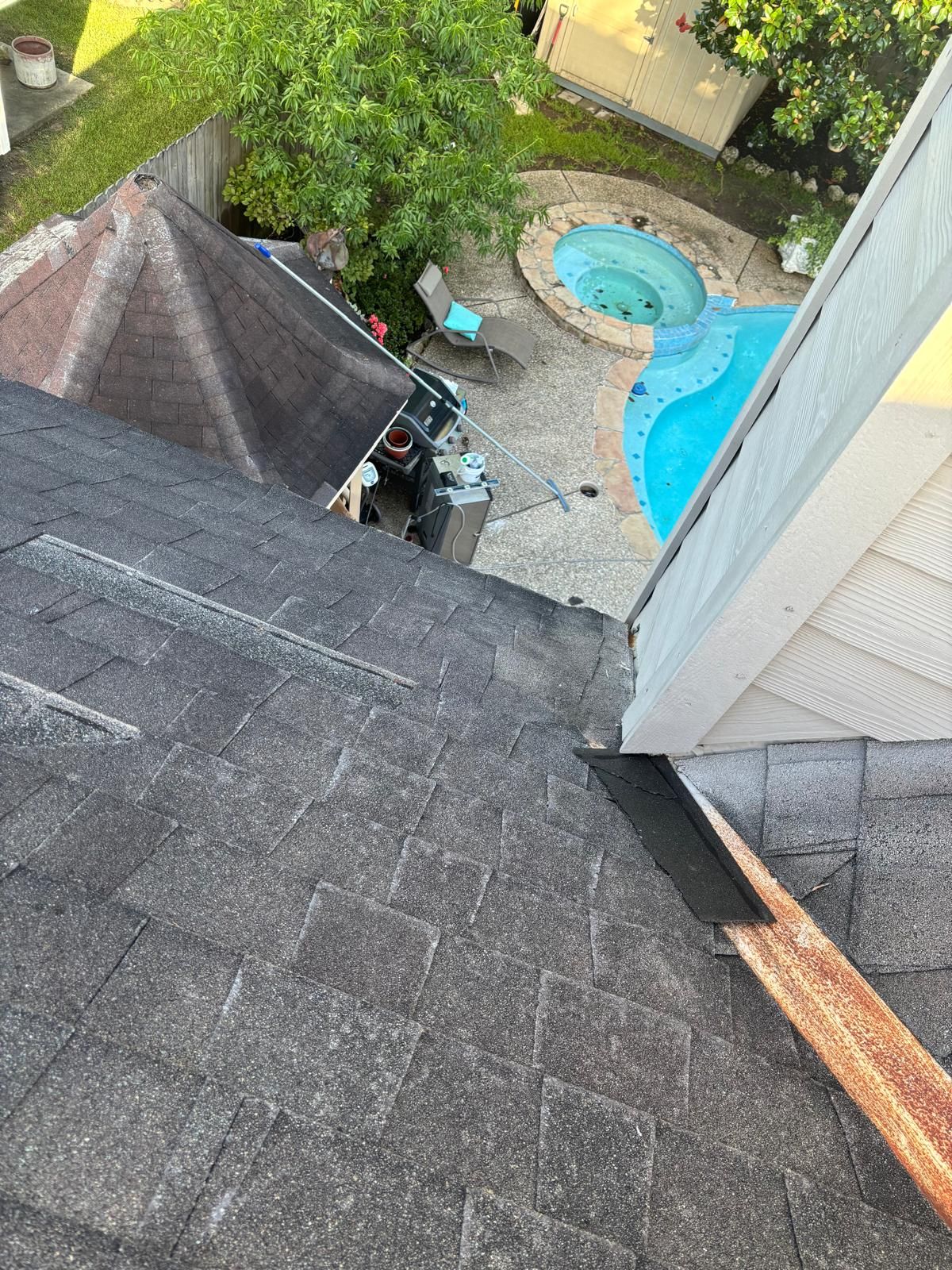 Hail Damage using Owen's Corning Duration (Lifetime) Shingles by Roof Repair Company
