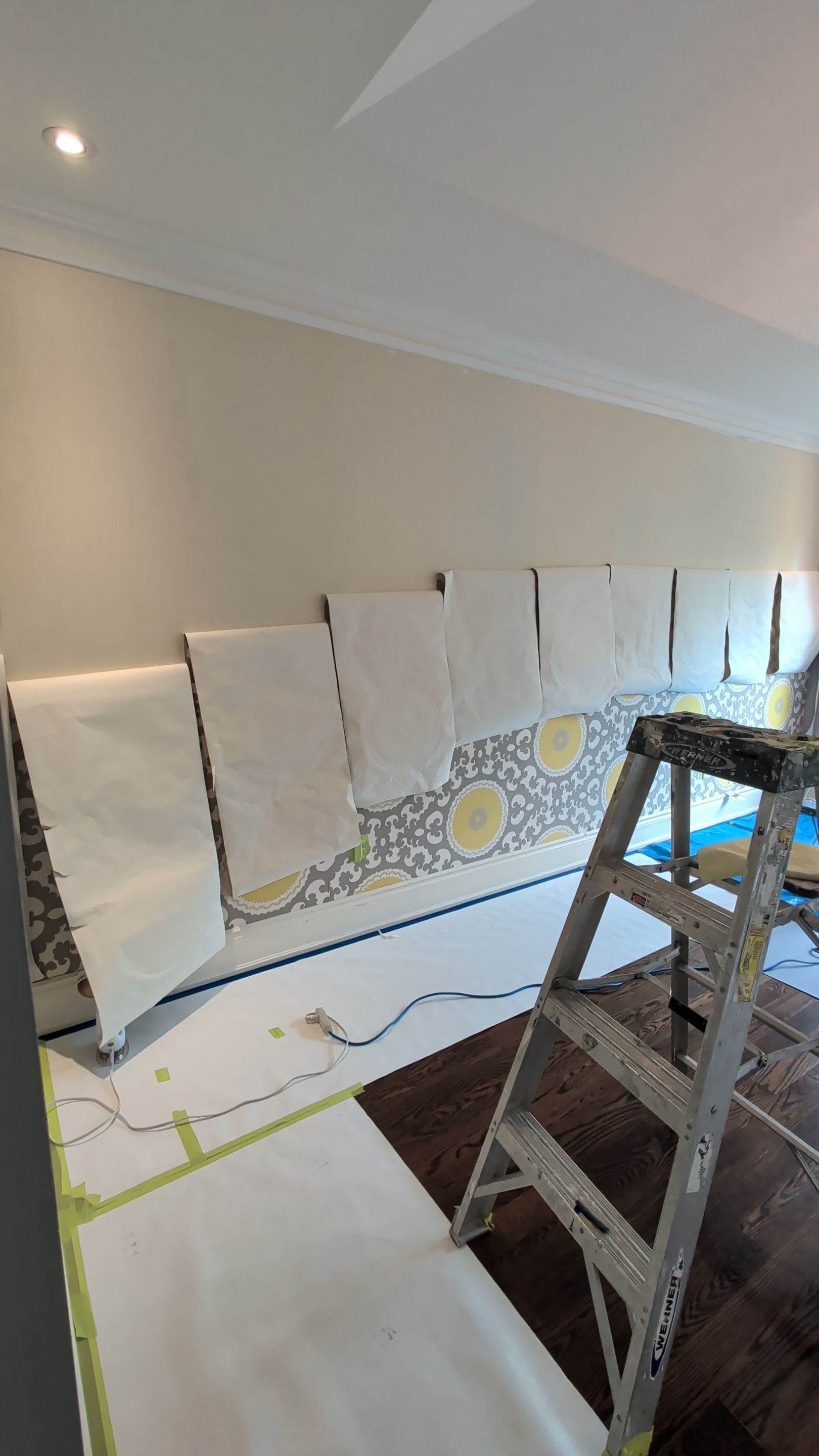 Interior Painting and Finishing for a Home in Toronto by GTA HOME PAINTING