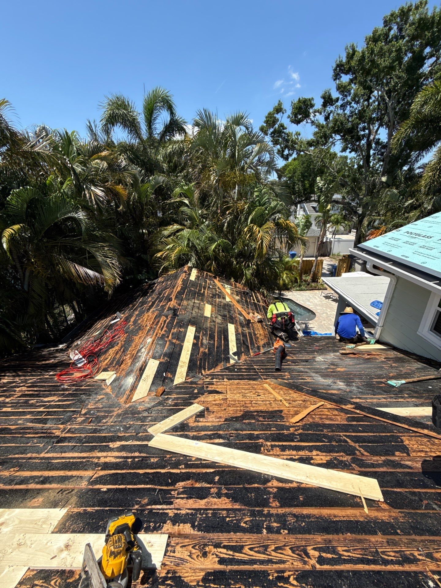 Project in St. Petersburg 33704 by Mitchell Roofing Company LLC 