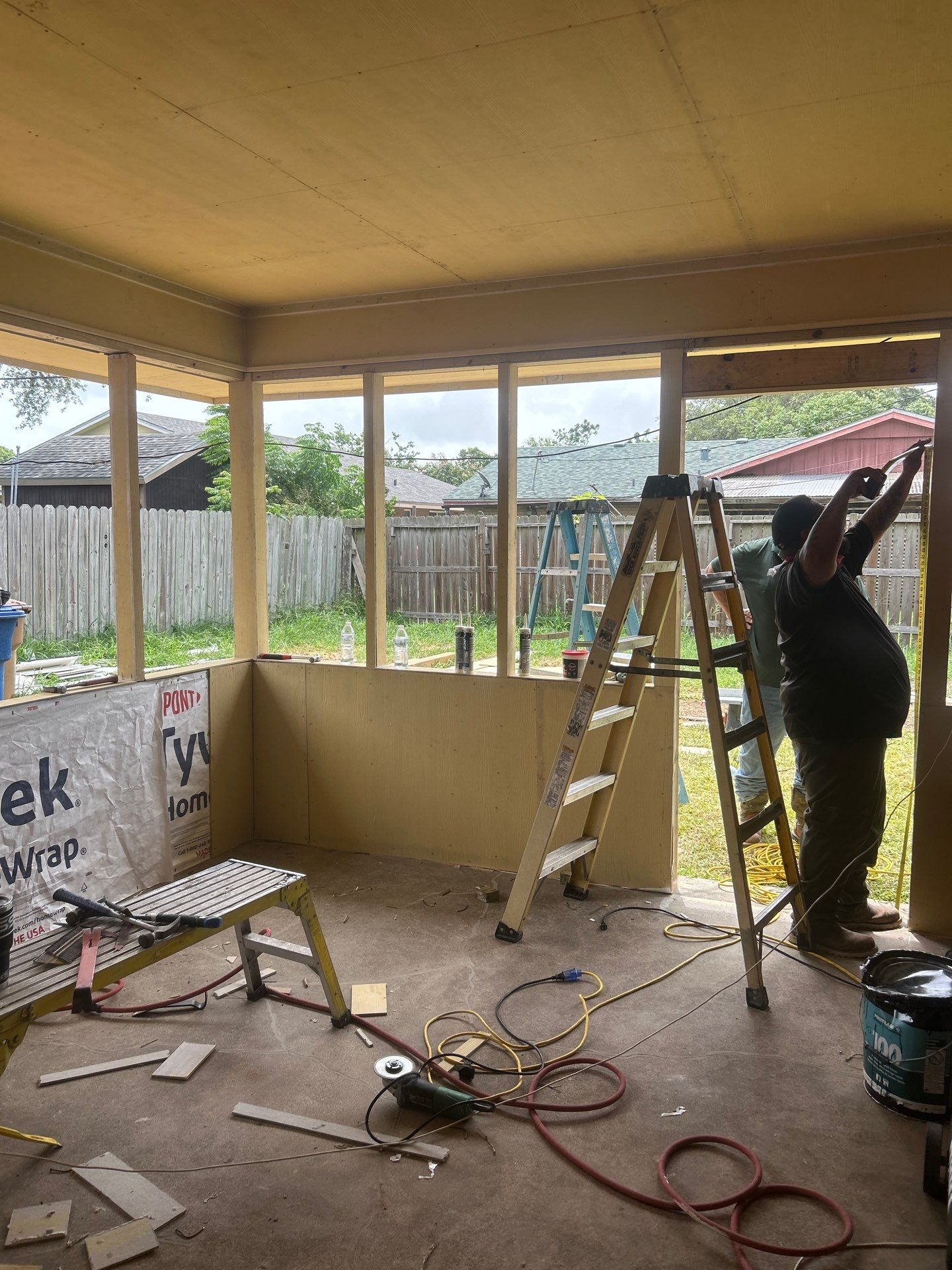 Screened in, on Spicewood by Bayfront Roofing and Construction