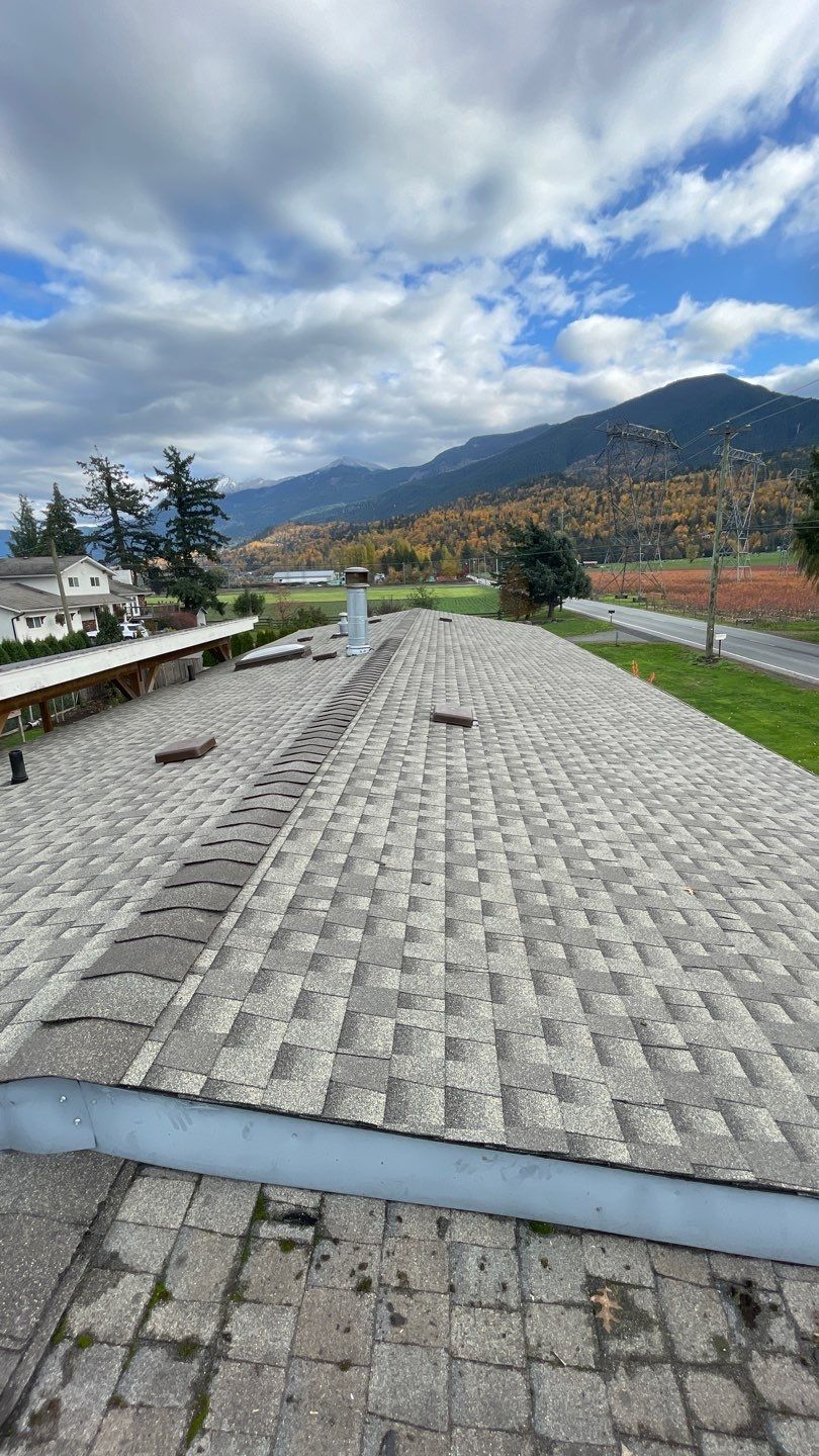 Residential Re-Roof using GAF Weathered Wood HDZ by Top Notch Roofing Inc