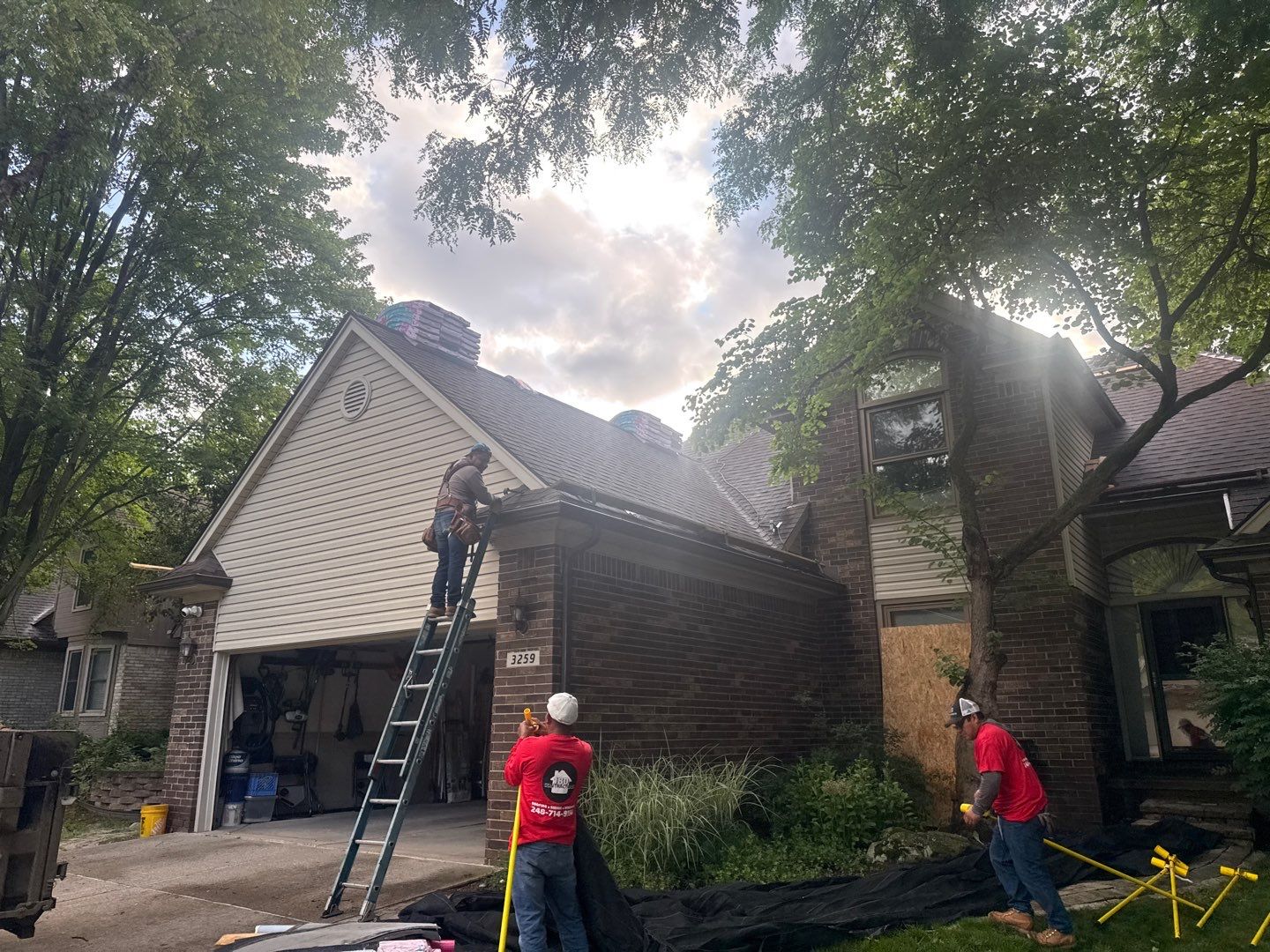 Roof Replacement using Owens Corning Duration Flex by 180 Contractors