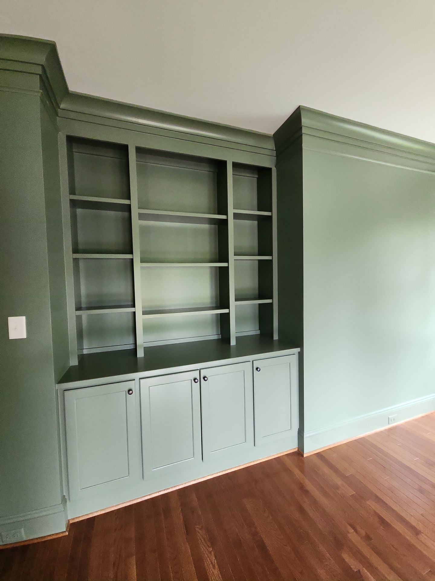 Zoya's Interior Move in Ready by Highfill Painting