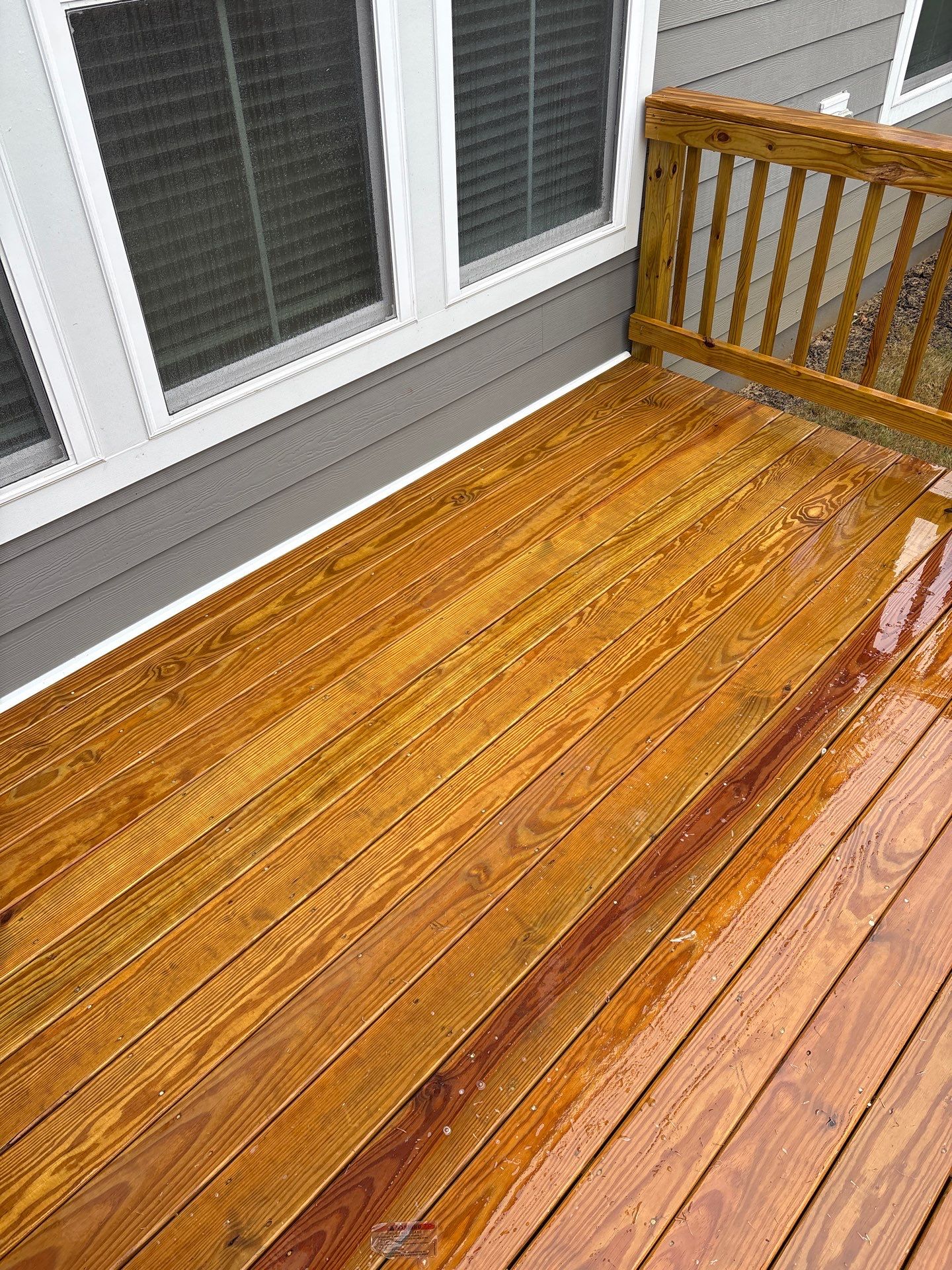 Wood Deck using Wood Sealant by DuraSeal