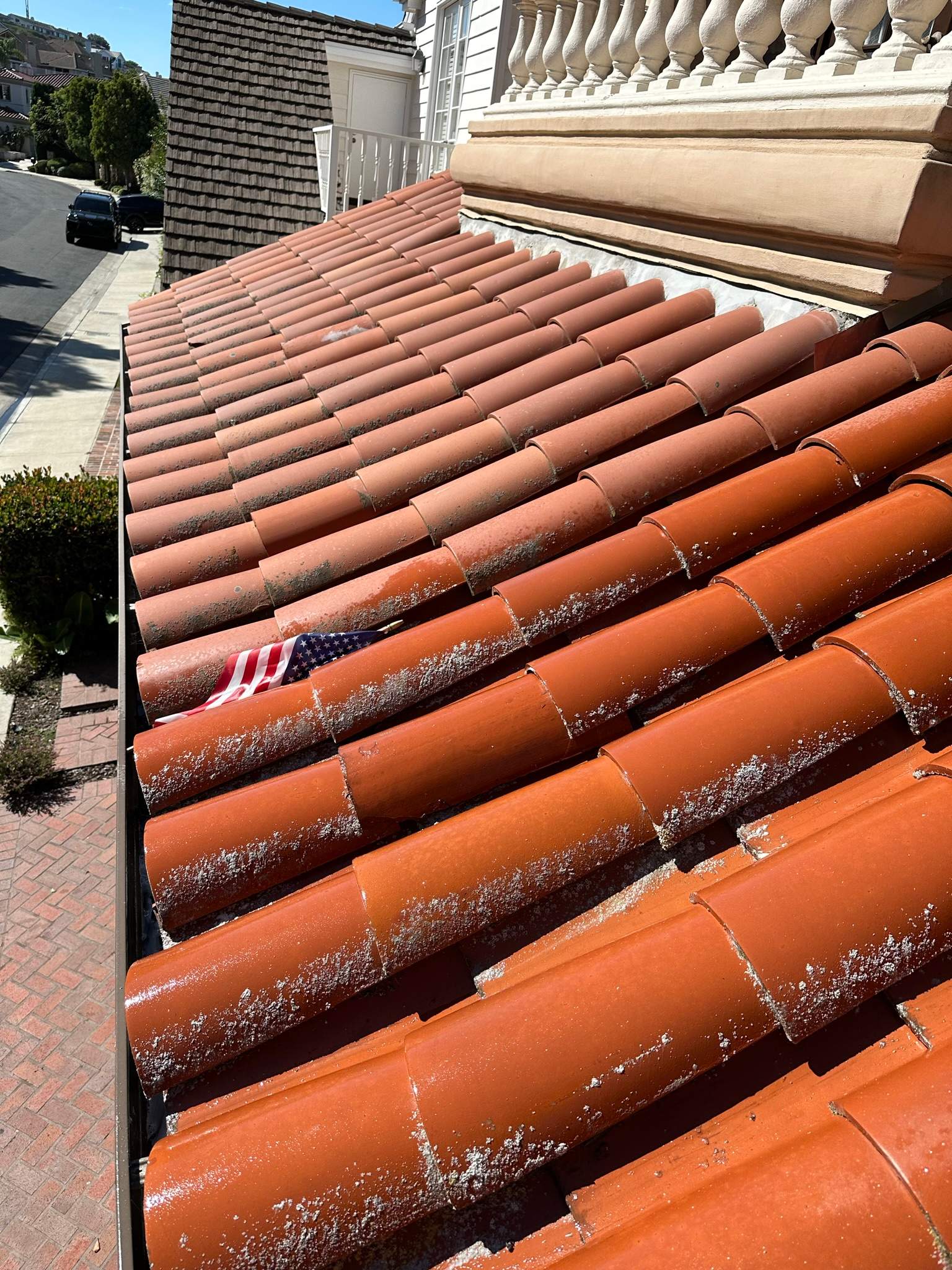 Orange County Clay Tile Roof Soft Wash on Unwalkwable Roof by Property Cleaning Experts