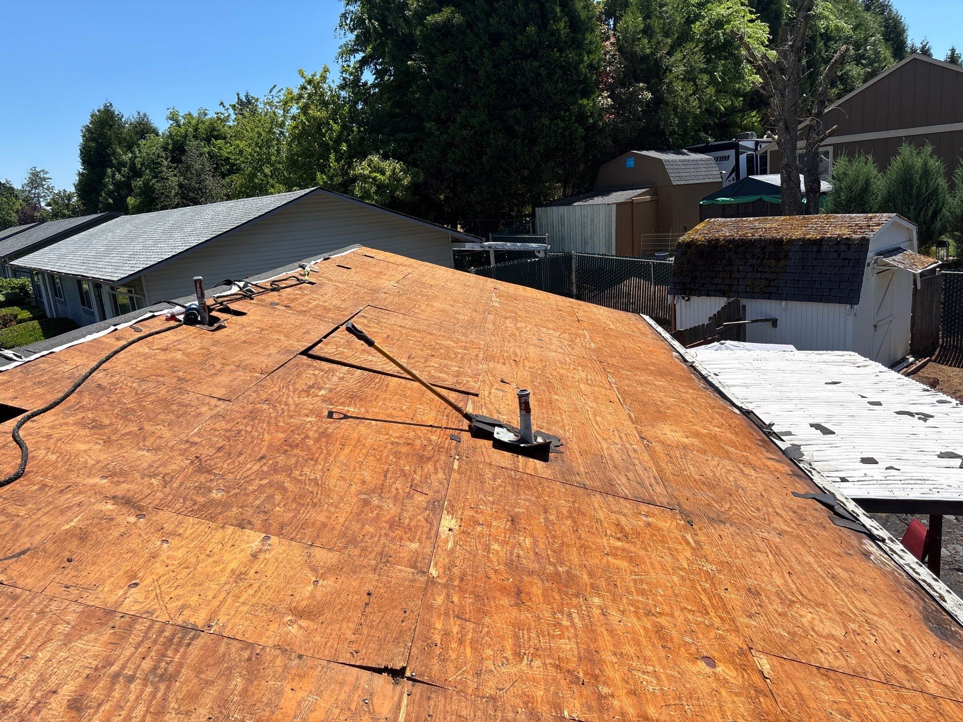 Apartment Complex Roof Replacement in Oregon City by Prodigy Roof Solutions