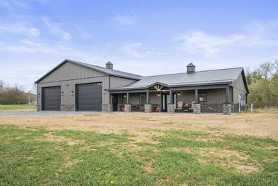 Barndominium  using Textured Board & Batton