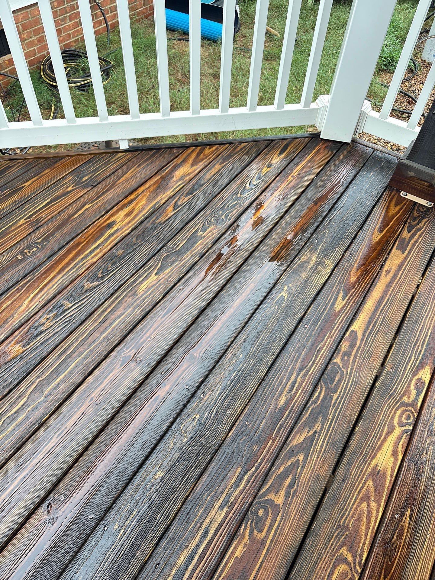 Wood Deck using Wood Sealant by DuraSeal
