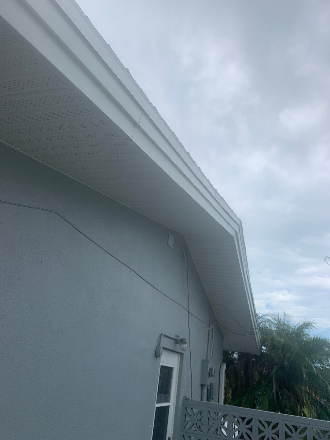 Seamless Gutters in Cape Coral FL by Gutter Professors