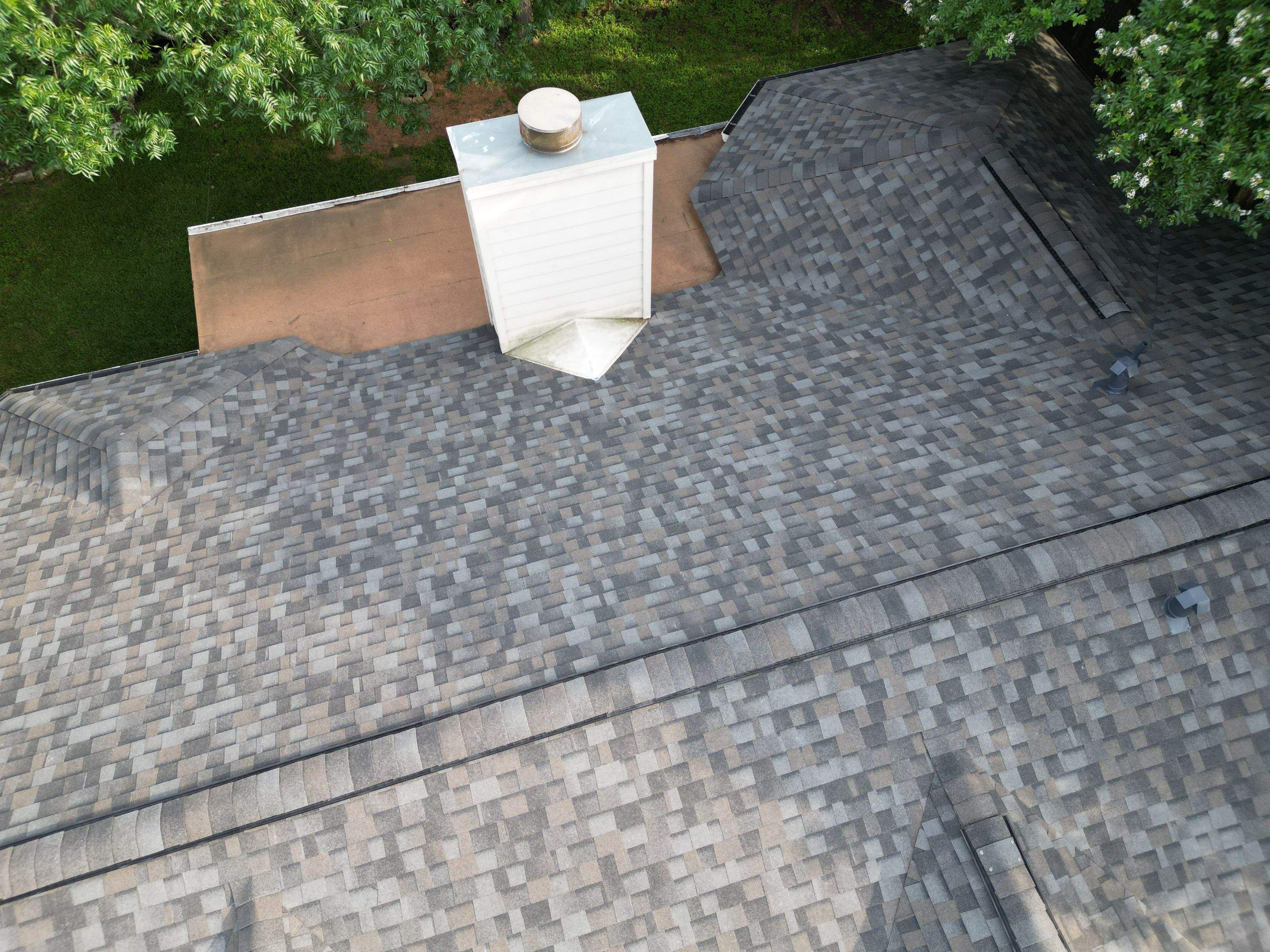 Williamsburg Gray - Owens Corning TruDefinition Duration by RoofsOnly.com
