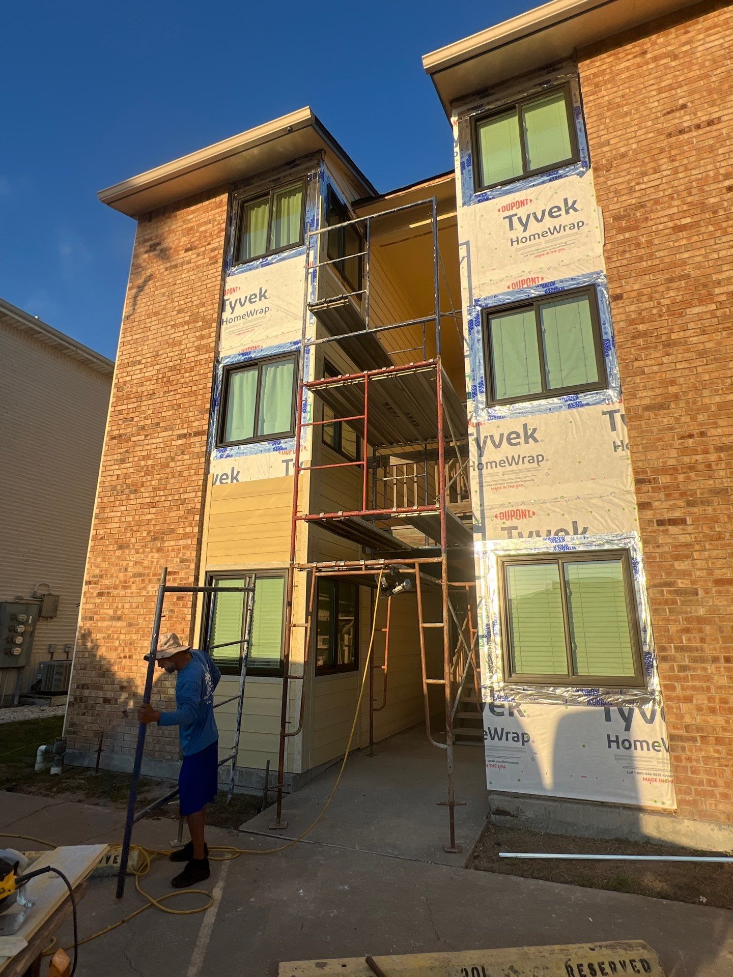 Exterior remodel Fortuna Bay Condos by Bayfront Roofing and Construction