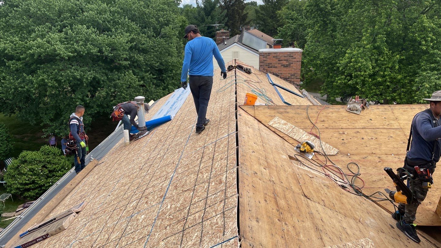 Roof Replacement using CertainTeed Landmark by 180 Contractors