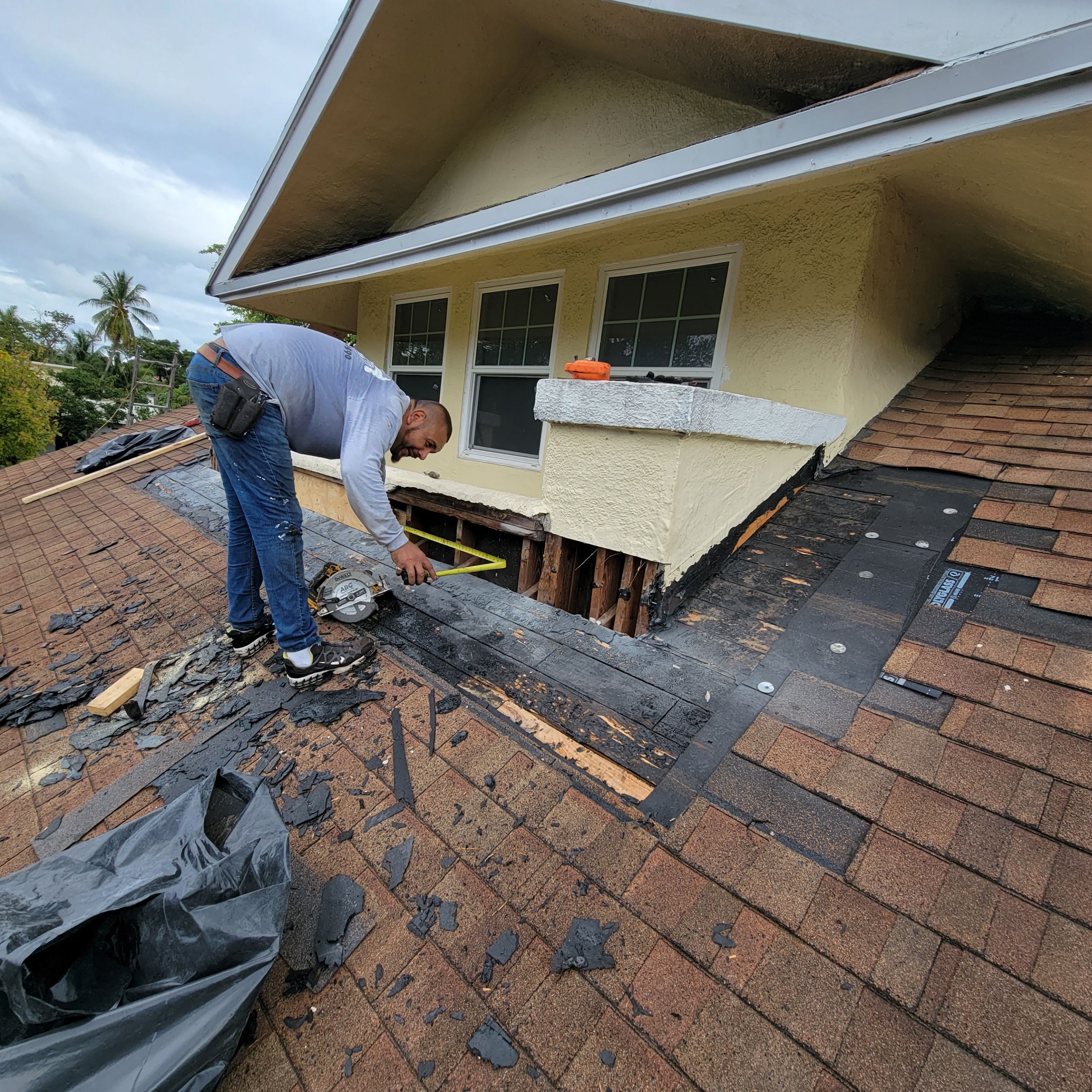 NE 5th Ave, Pompano Beach, FL by G&J Roofing 
