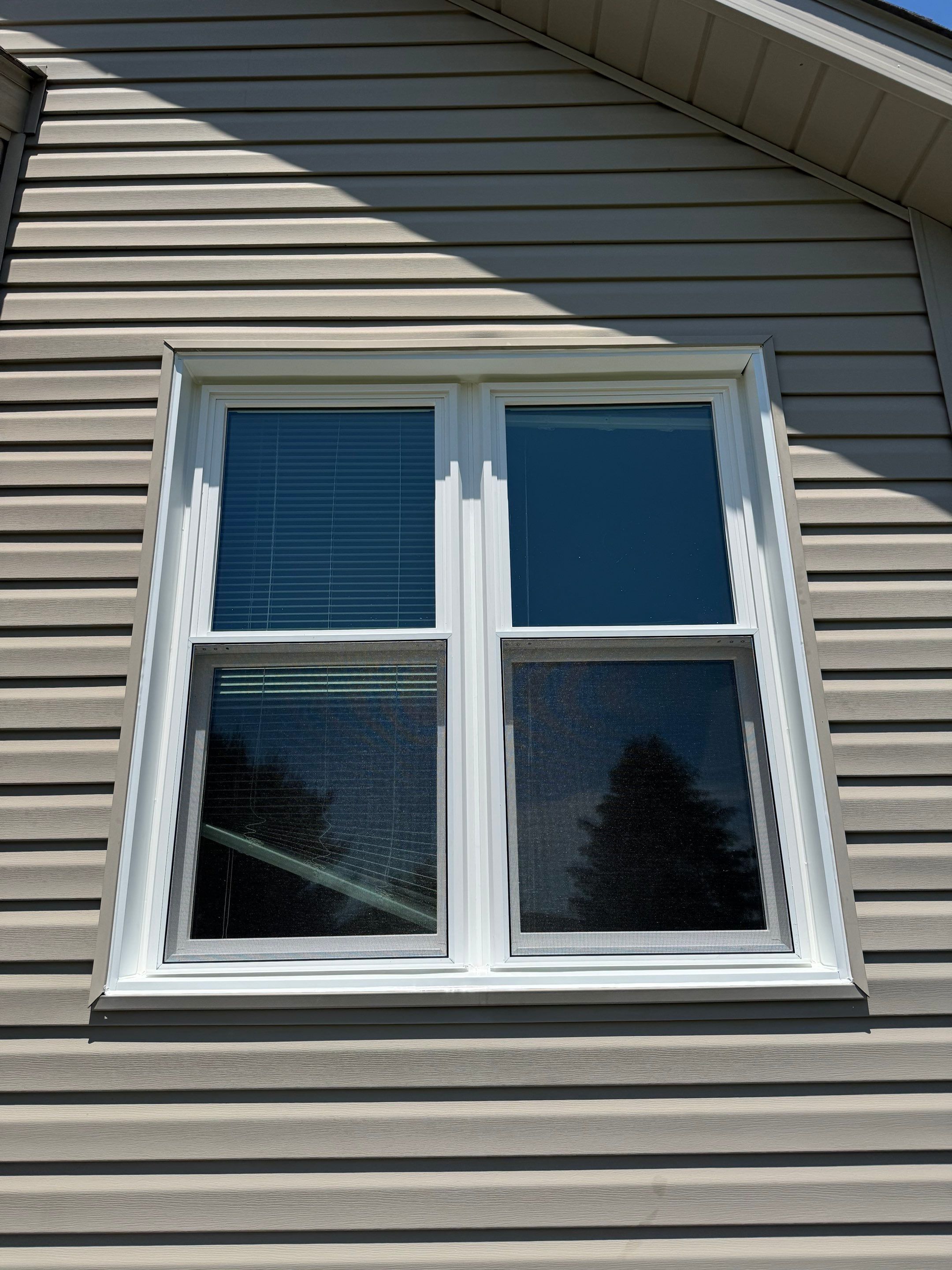 Energy-Efficient Double-Hung Window Replacement in Wooster by Ohio State Windows