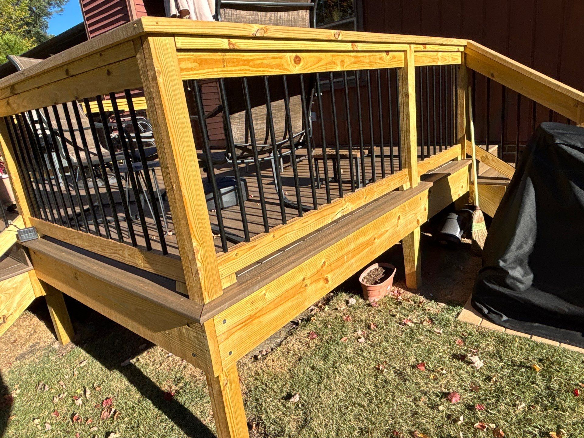 Wood Deck using Wood Sealant by DuraSeal