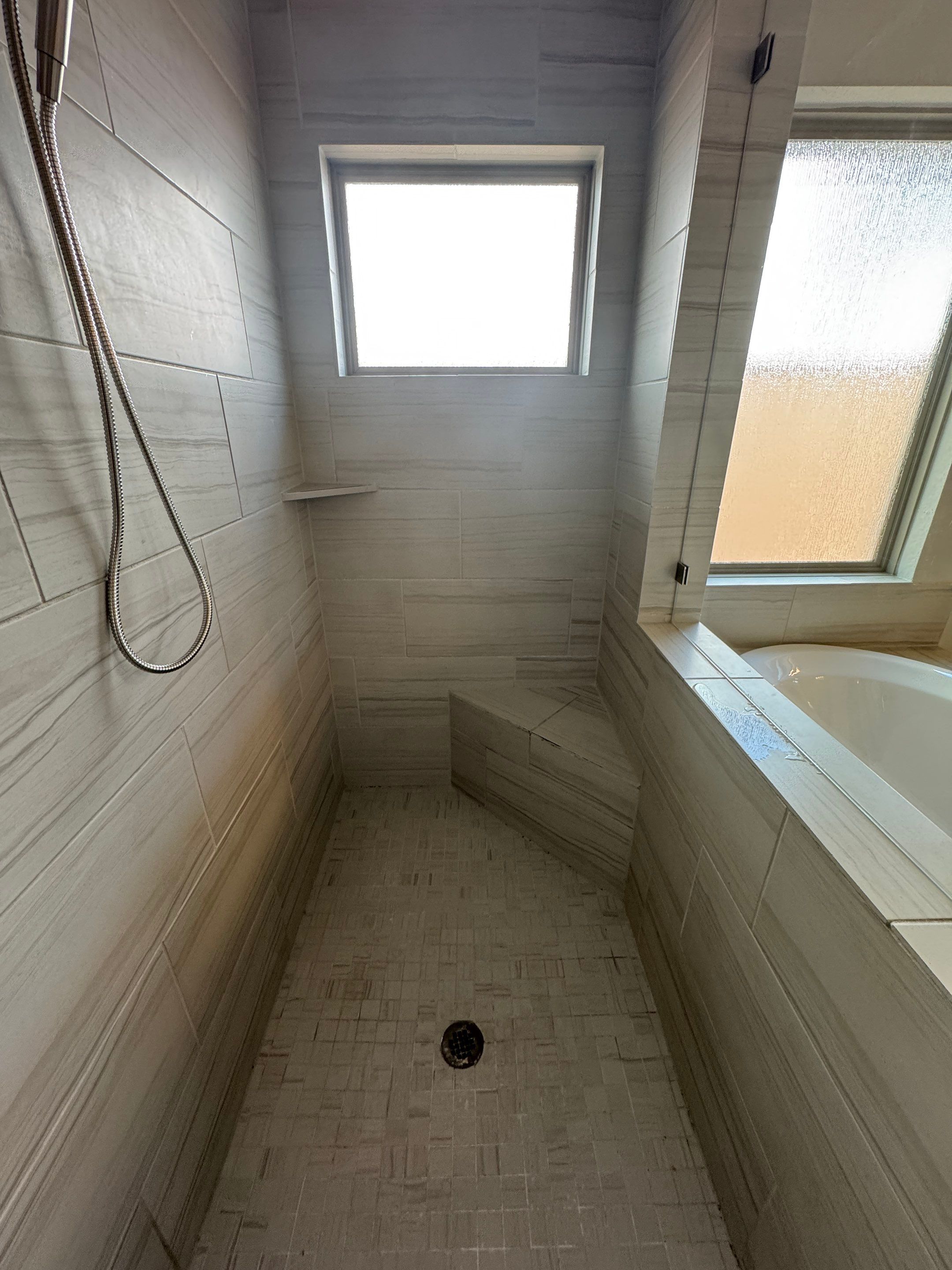 Master Bath (Onyx Collection) by New Bath Technologies