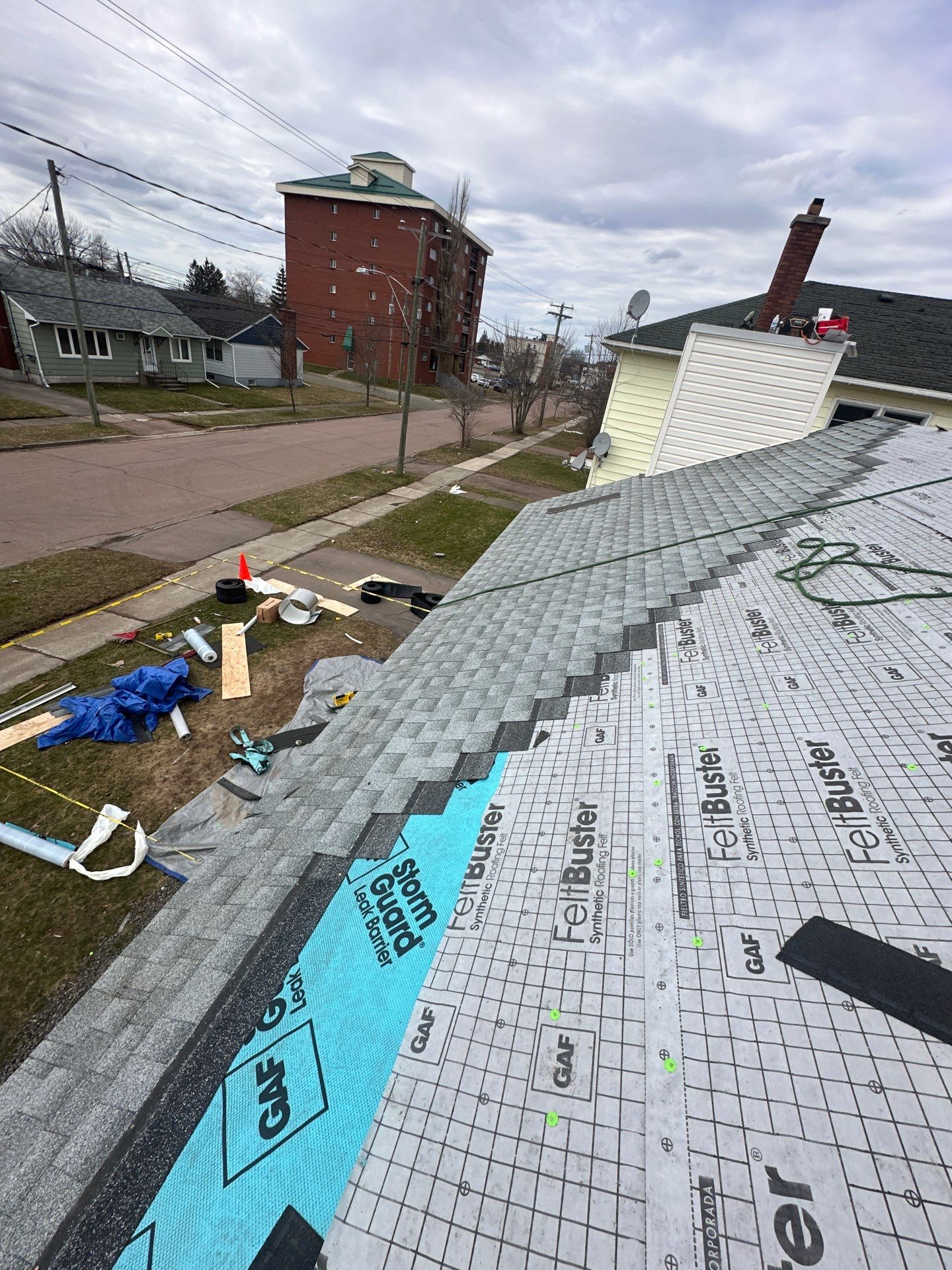 Residential Roofing Installation using Asphalt GAF HDZ by Artisan Roofing & Home Improvements Inc.