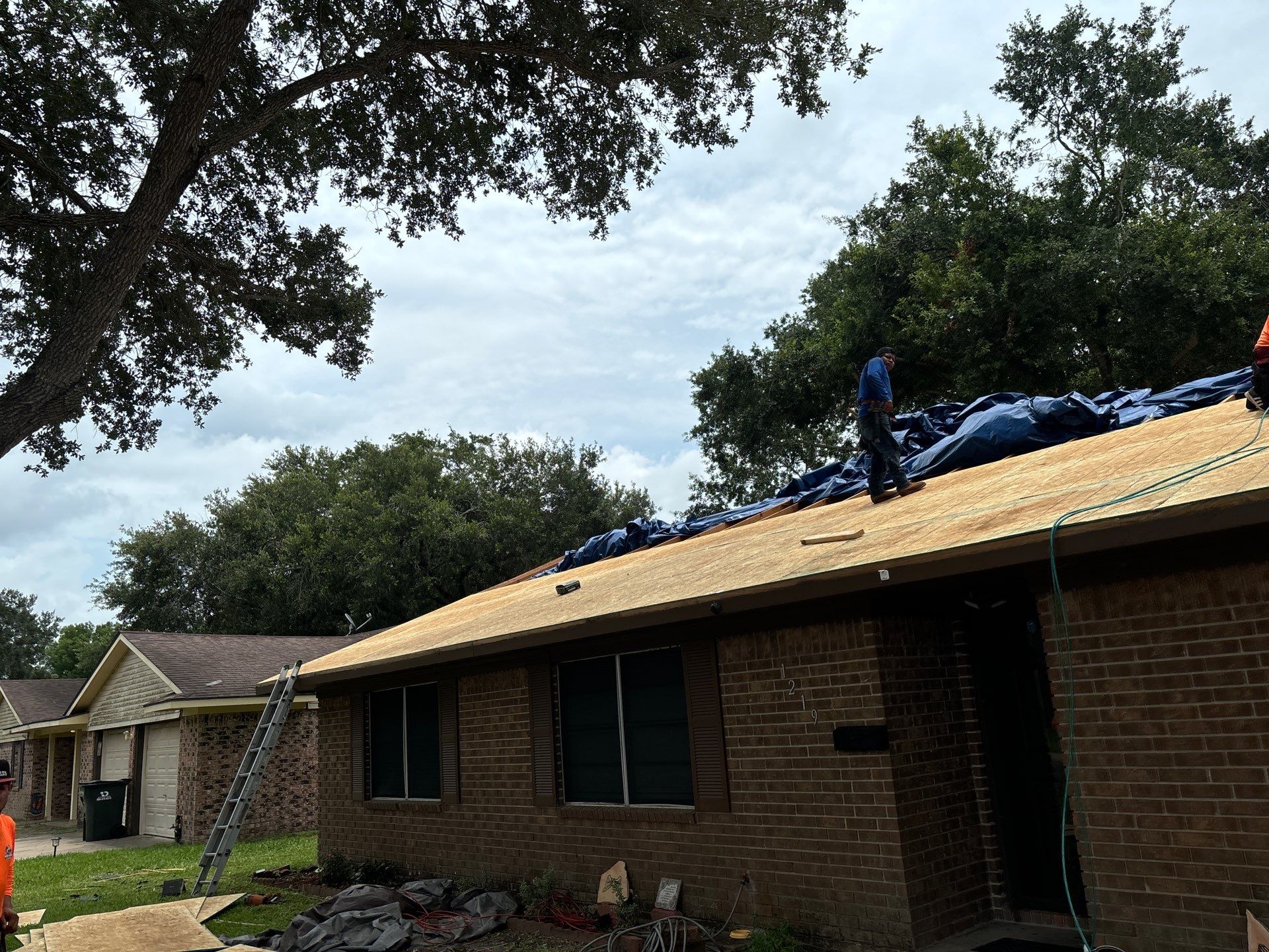 Roof Replacement El Campo by Roof Repair Company