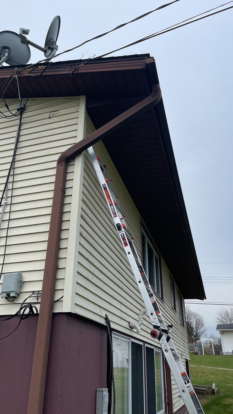 Jessica Wilkins by Silver Leaf Contracting 